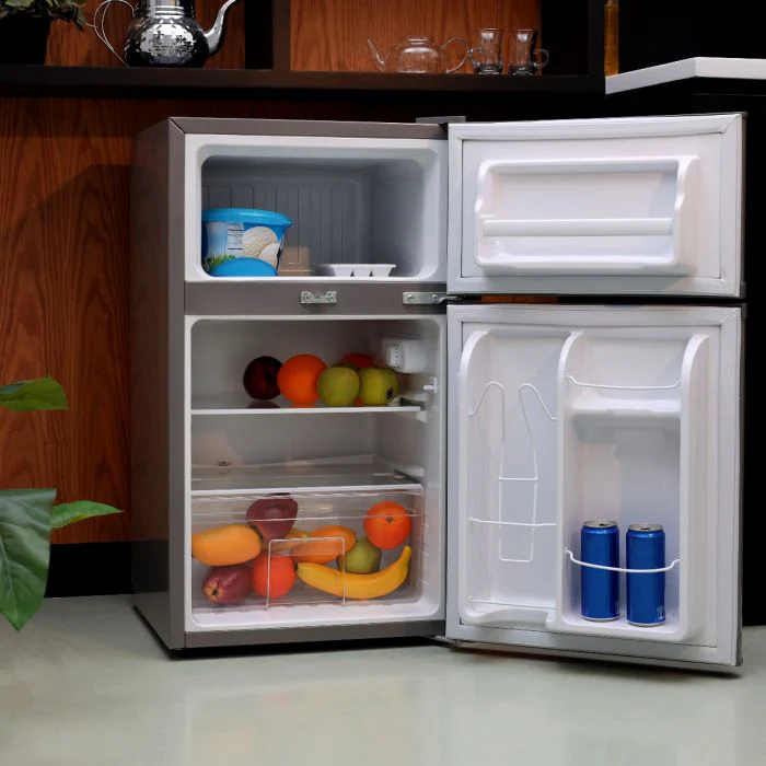 Geepas 125 L Double Door Defrost Refrigerator- GRF1259GPE| Rapid Cooling, Tropic Type And CFC-Free| Tempered Glass Shelves, Extra Space And Long Lasting Freshness - Image 3