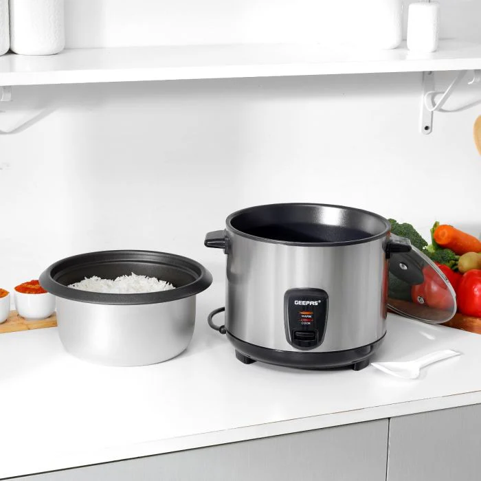 Geepas Multifunction Rice Cooker GRC35041 | 1.8L Capacity | Perfect for Cooking, Steaming & Keeping Food Warm | Durable Design| Easy Operation | 2-Years Warranty - Image 4