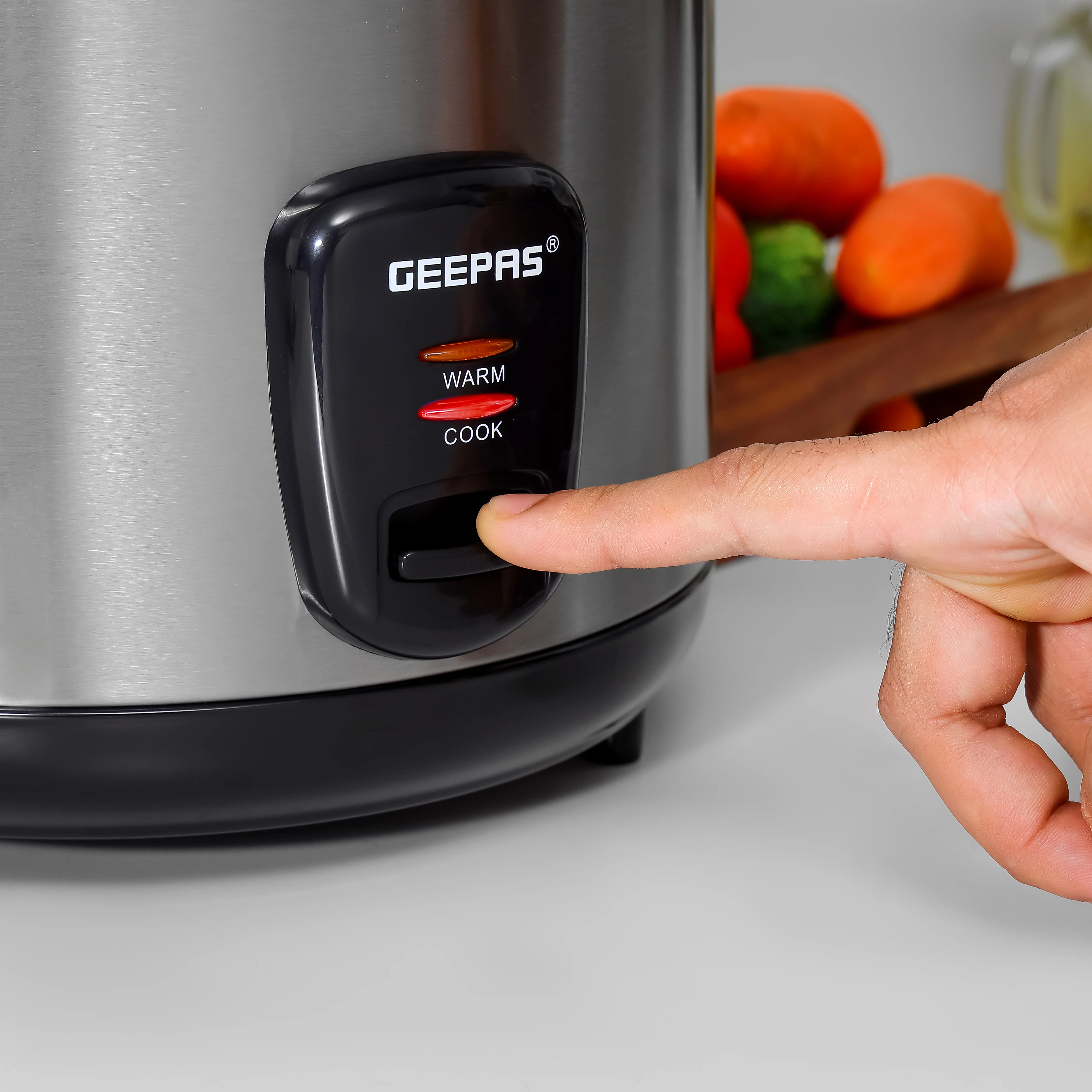 Geepas Multifunction Rice Cooker GRC35041 | 1.8L Capacity | Perfect for Cooking, Steaming & Keeping Food Warm | Durable Design| Easy Operation | 2-Years Warranty - Image 5