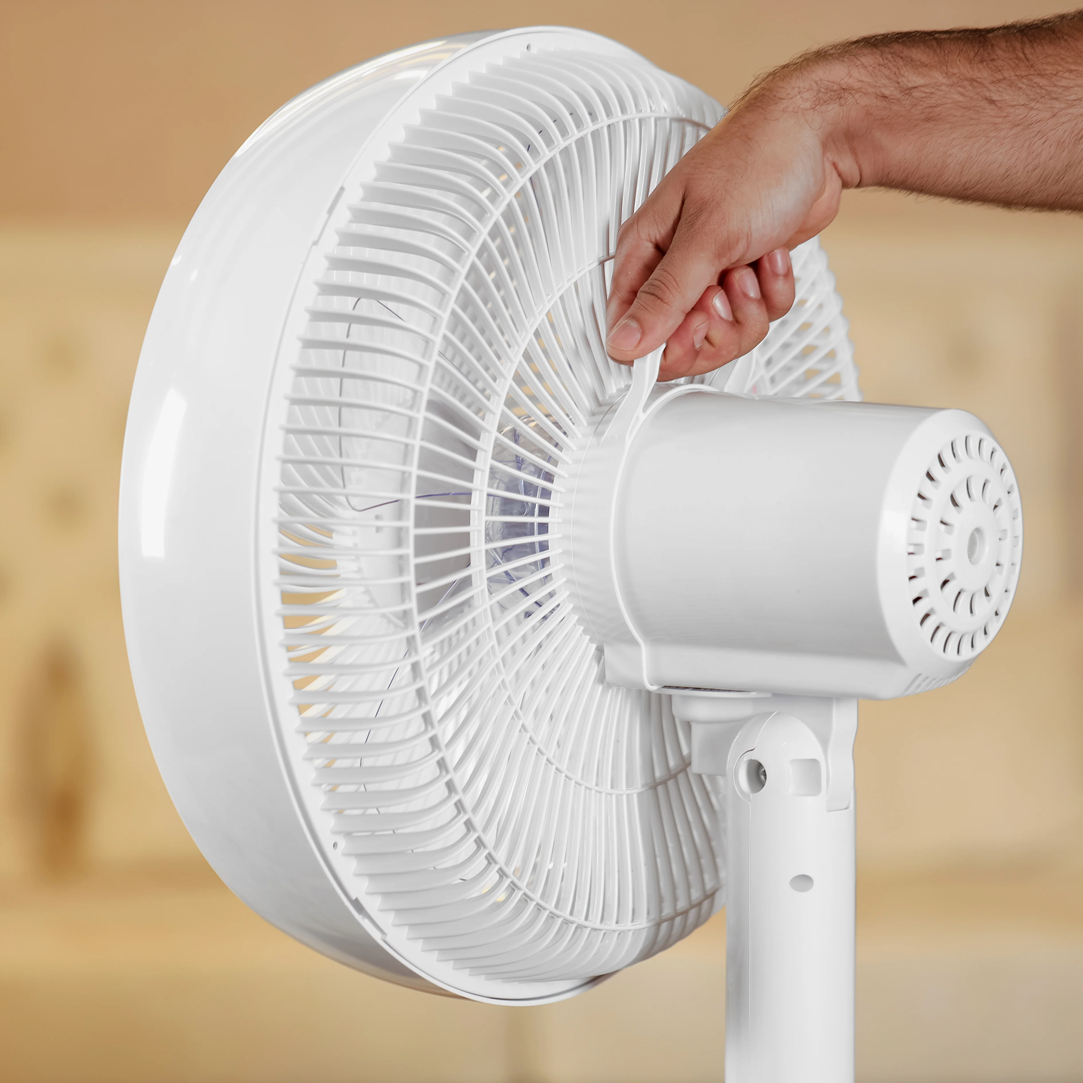 Geepas 14" Desk Fan GF21202 | Korean Style Table Fan with 3 Speeds, Wide Angle Oscillation & Powerful 60W Motor for Efficient Cooling | 2 Years Warranty - Image 4