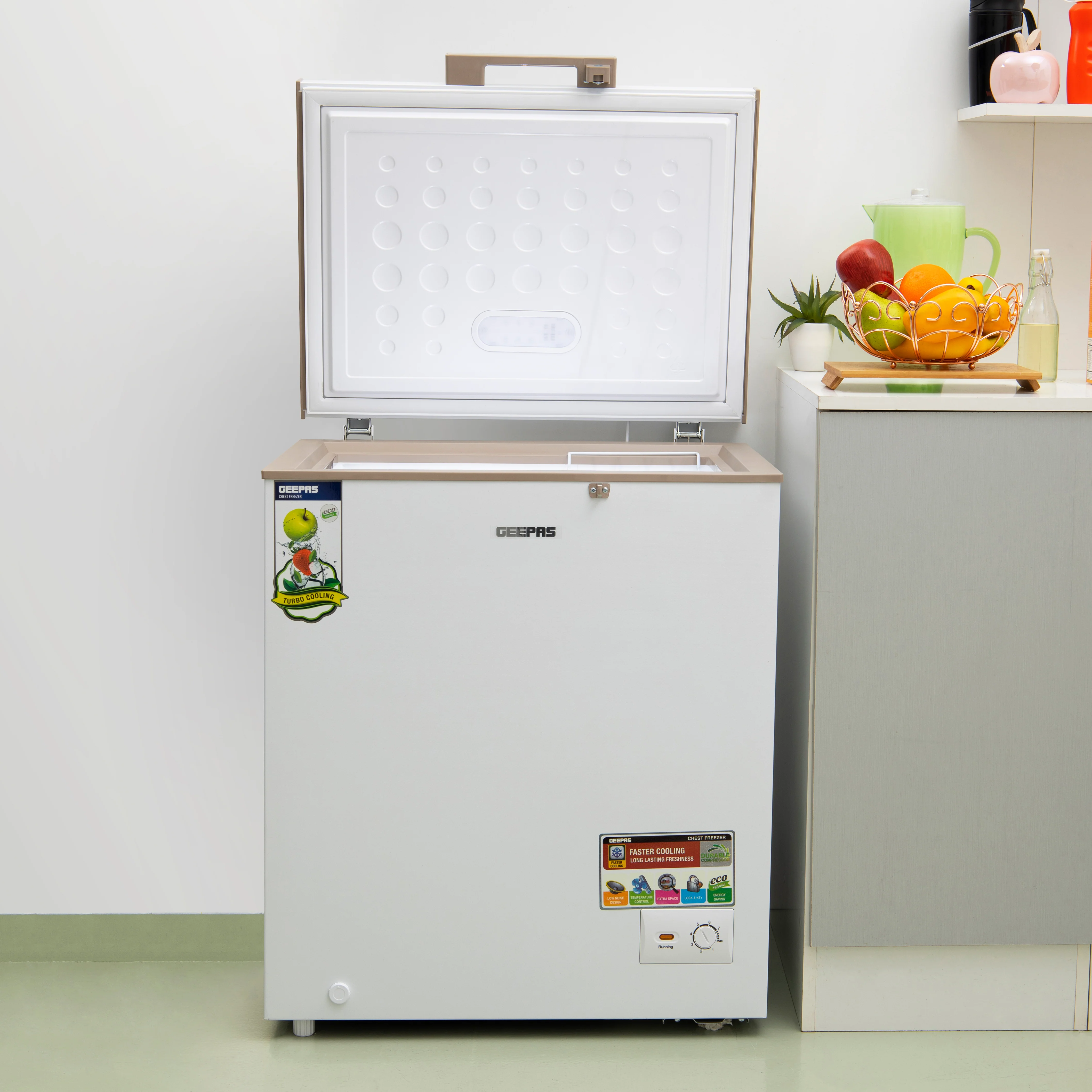 Geepas GCF1706WAH Chest Freezer | 170L Capacity |-18°C Deep Freezer with LED Light, Lock & Adjustable Thermostat | 115W Energy-Efficient Cooling  | 1 Year Warranty - Image 2