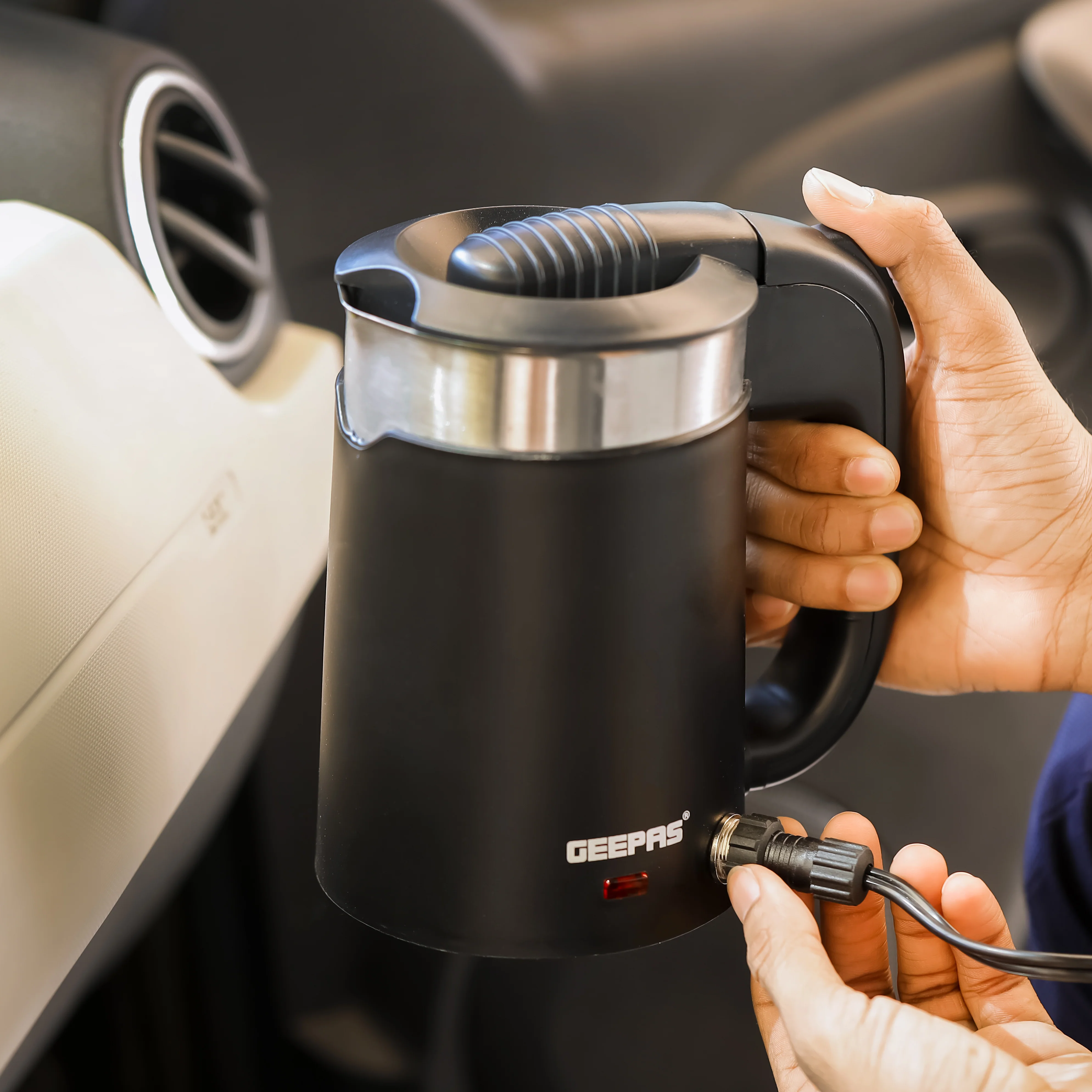 2-in-1 Double Layer Traveller's Kettle, 0.5L Kettle, GK38055 | 12V Portable Electric Car Kettle | Stainless Steel Coffee Mug with Cigarette Lighter Charger - Image 4