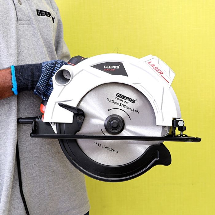 Geepas 2000W 235mm - Multi-Purpose Circular Saw, Bevel Angle Joint Cuts - Blade 85mm Cutting Depth, Dust Extraction, Depth & Angle Adjustment | Ideal for Wood, Mild Steel & Plastic - Image 7