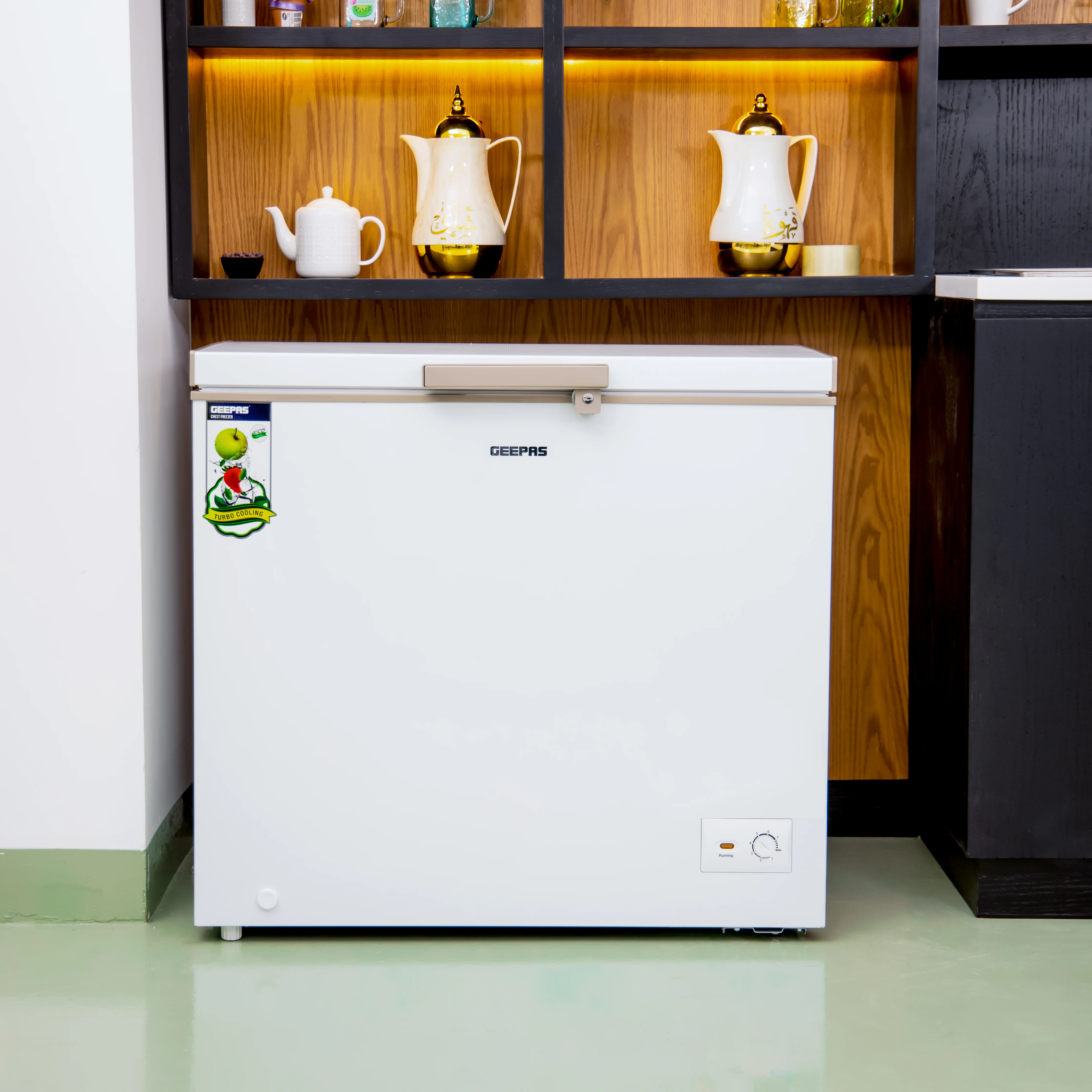 Geepas GCF2506WAH Chest Freezer |  250L  High-Efficiency Deep Freezer | LED Stylish Light | Adjustable Thermostat | Lock & Key | 1 Food Basket | 1 Year Warranty - Image 2