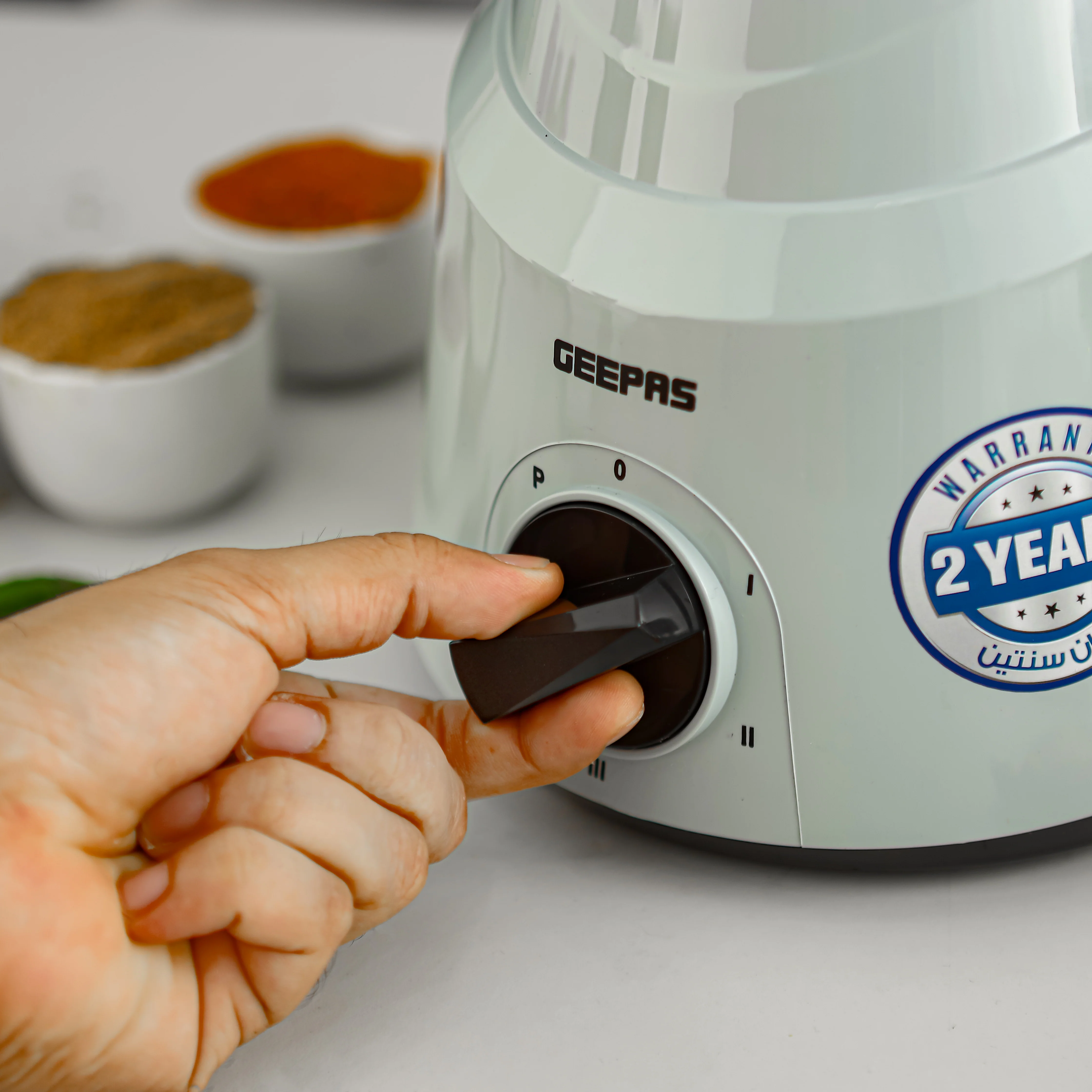 Geepas 3-in-1 Mixer Grinder GSB44100 | 800W, 1.5L| 1.0L & 0.5L Stainless Steel Jars| Tetra Flow Technology | 3 Speed Control | Overload Protector | 2 Years Warranty - Image 6