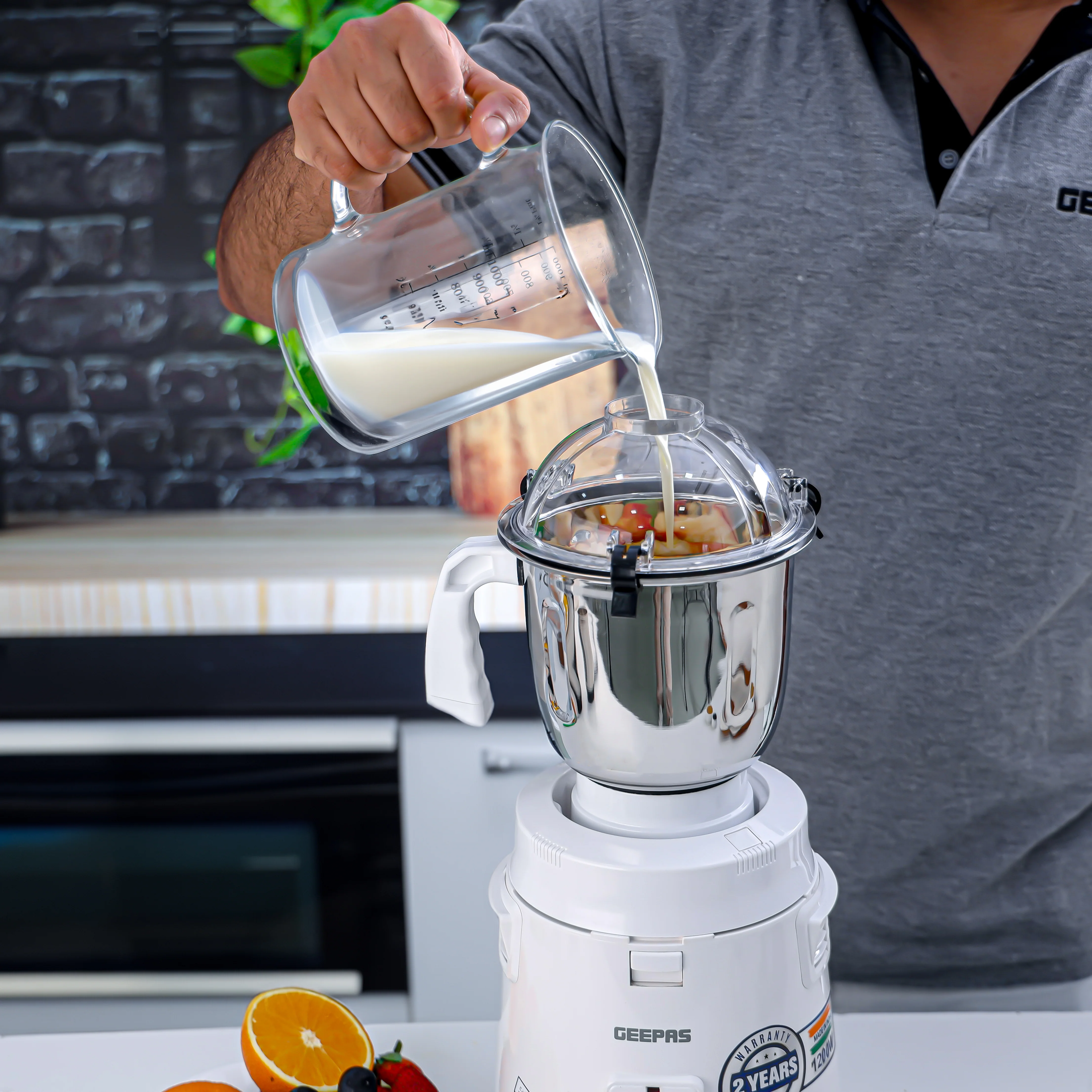 Geepas 3-in-1 Mixer Grinder- GSB44114/ 1200W/ Stainless Steel Jars & Blades/ Unbreakable Jar Caps/ Multi Safe Function/ Anti Slip Feet/ 3 Speed Control/ 2 Years Warranty - Image 5