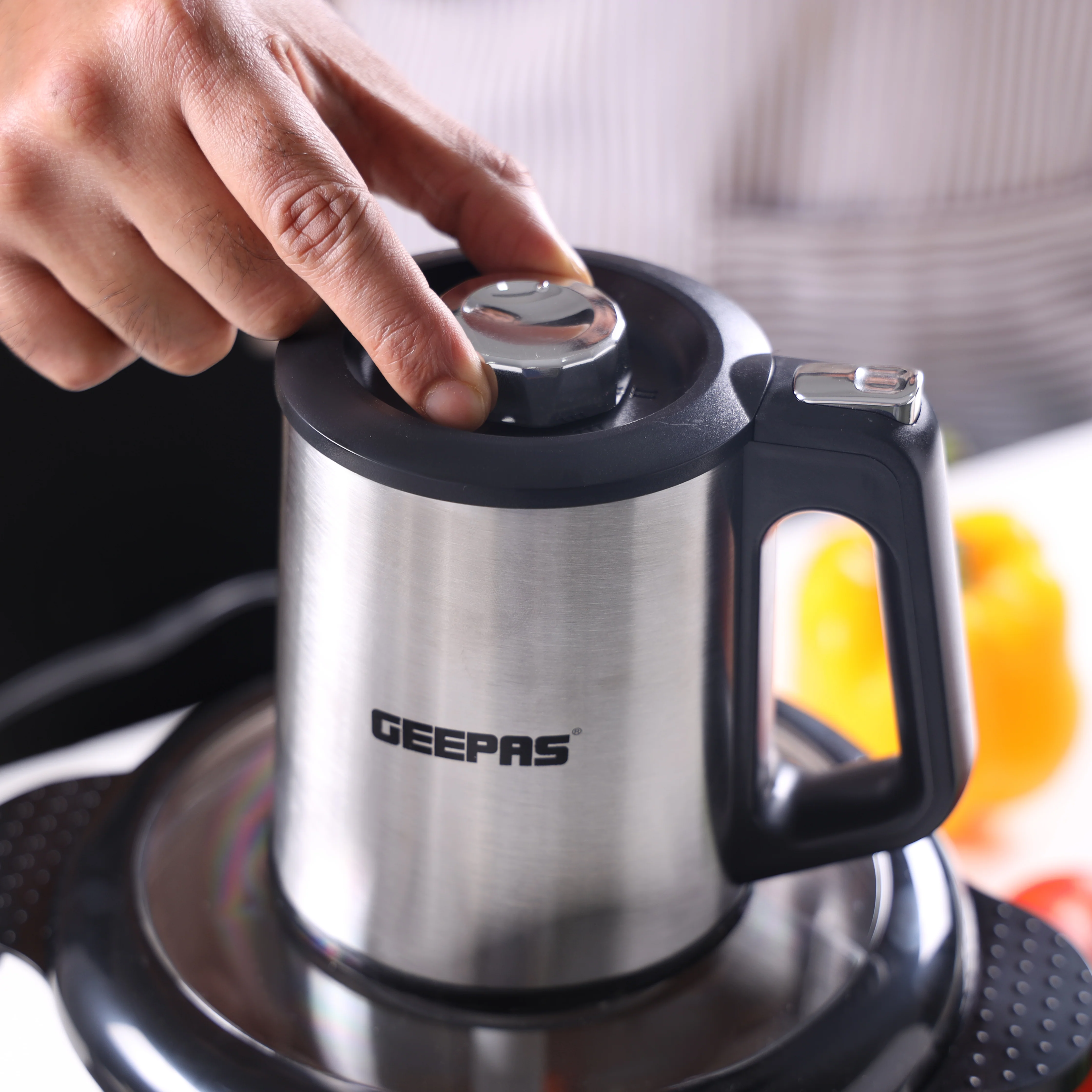 Geepas GMC42025 Multi Chopper | 500W| 3L Stainless Steel Bowl | 3-Speed Control| Stainless Steel Double Blades | Heavy Duty Food Processor with 2-Year Warranty - Image 5