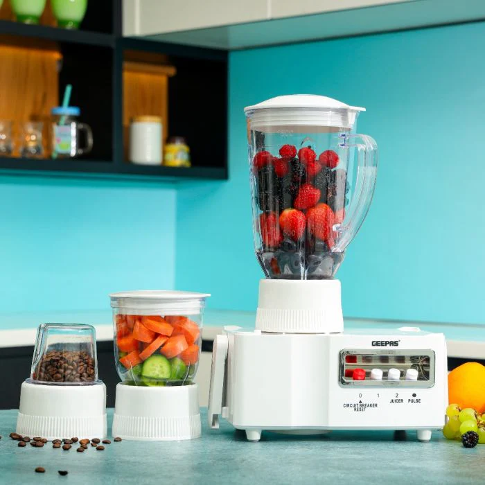 Geepas 650W 4-in-1 Food Processor- GSB6147| Transparent Plastic Jar with Stainless Steel Blades | Overheat  Protection| | 2 Speed Control | 2 Years Warranty| White - Image 3
