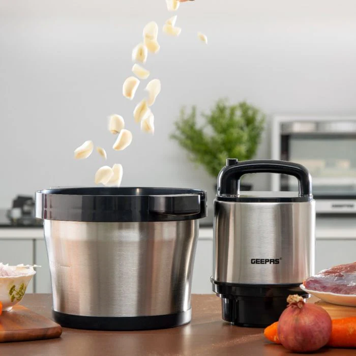 Geepas 6L Commercial Multi Chopper GMC42023 | Powerful 1000W Motor | Stainless Steel Bowl | 4 Sharp Blades | 2 Speed Settings & Pulse Function | Durable & Easy to Clean - Image 4