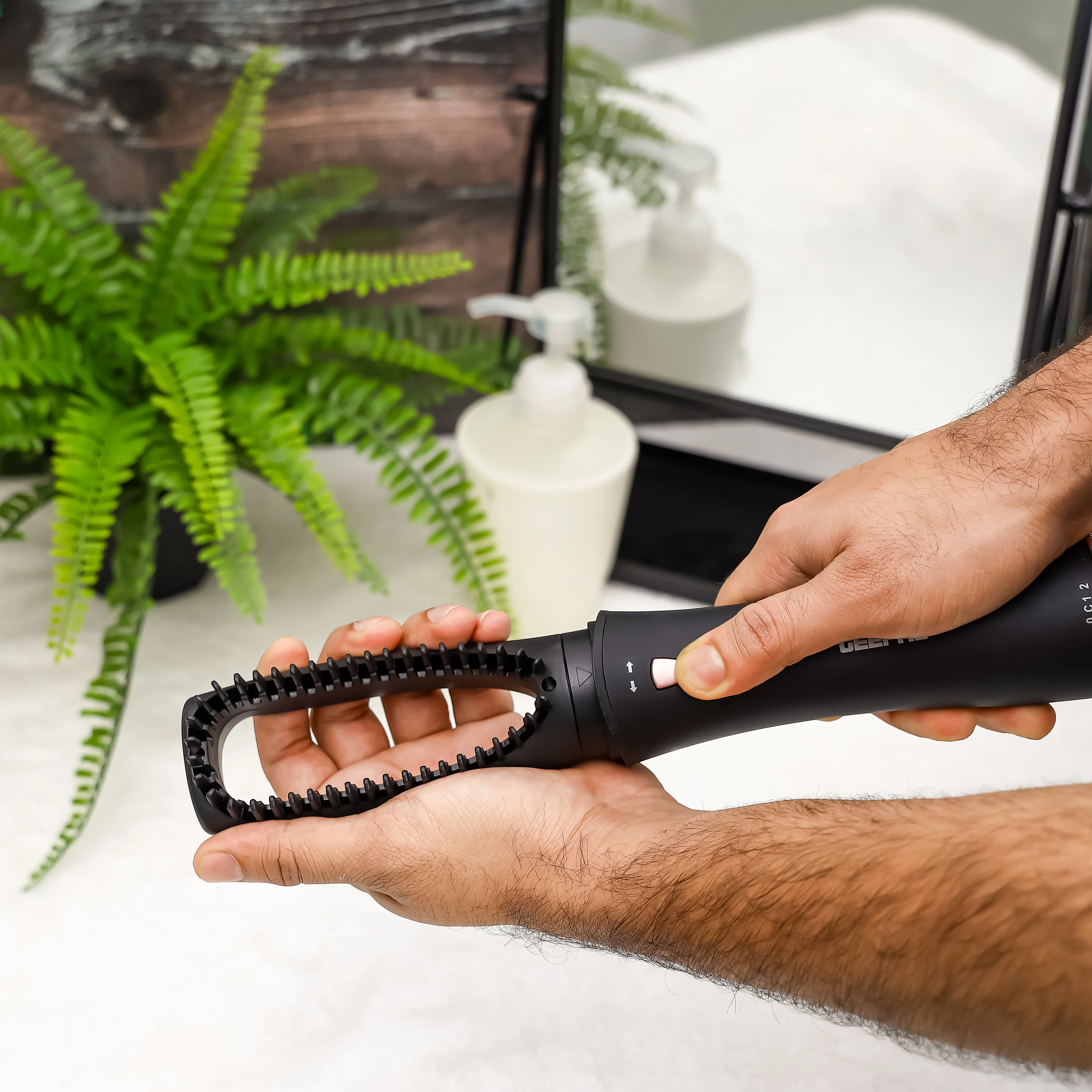 Geepas 8-IN-1 Hair Styler- GH86070| 2 Speed and 7 Attachments| 360-Degree Swivel Cord with Detachable Key|  7 Interchangeable Heads| 2 Years Warranty, Black and Gold - Image 4
