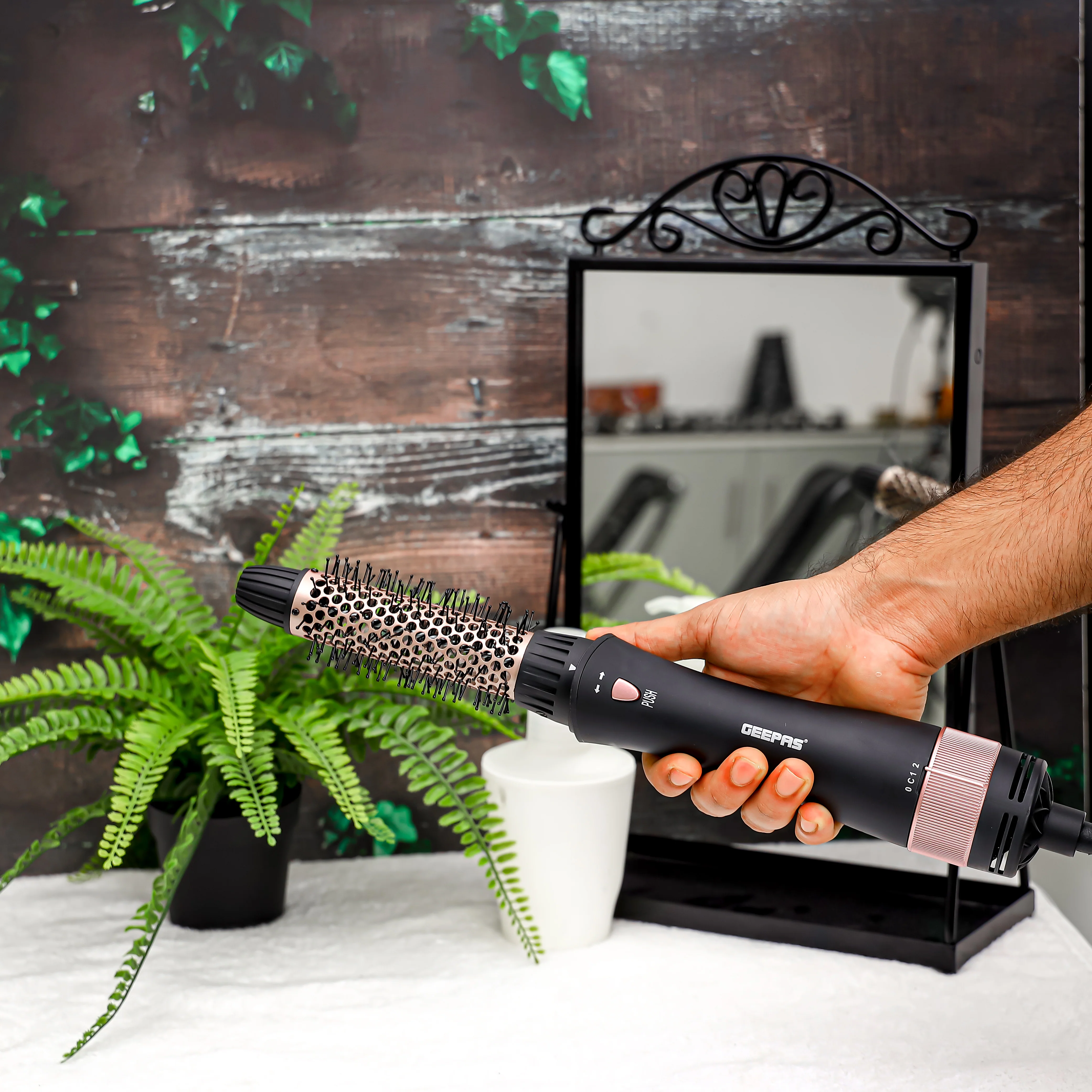 Geepas 8-IN-1 Hair Styler- GH86070| 2 Speed and 7 Attachments| 360-Degree Swivel Cord with Detachable Key|  7 Interchangeable Heads| 2 Years Warranty, Black and Gold - Image 5
