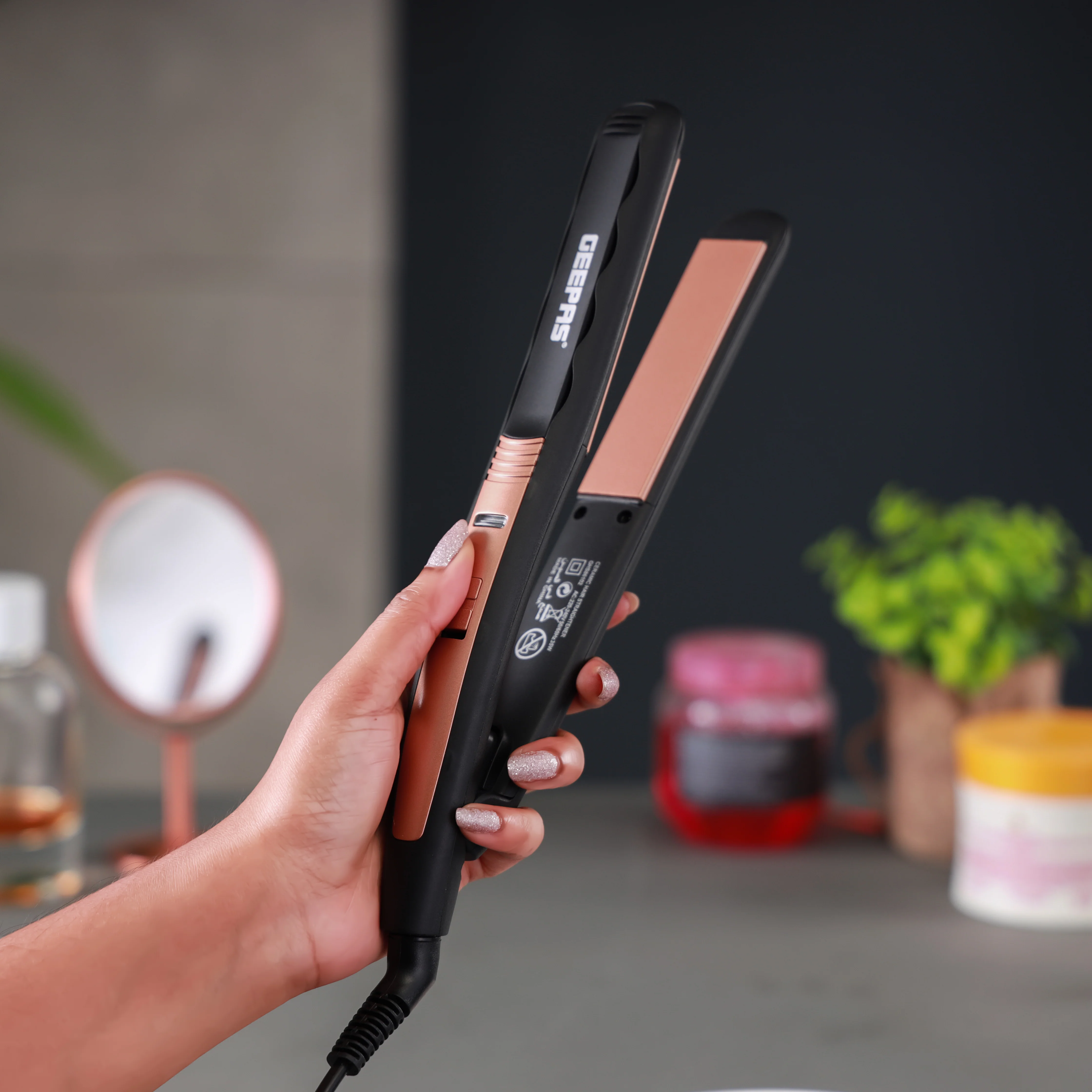 Geepas Ceramic Hair Straightener GHS86102 – Fast Heating, Smooth Styling, 360° Swivel Cord, 35W
