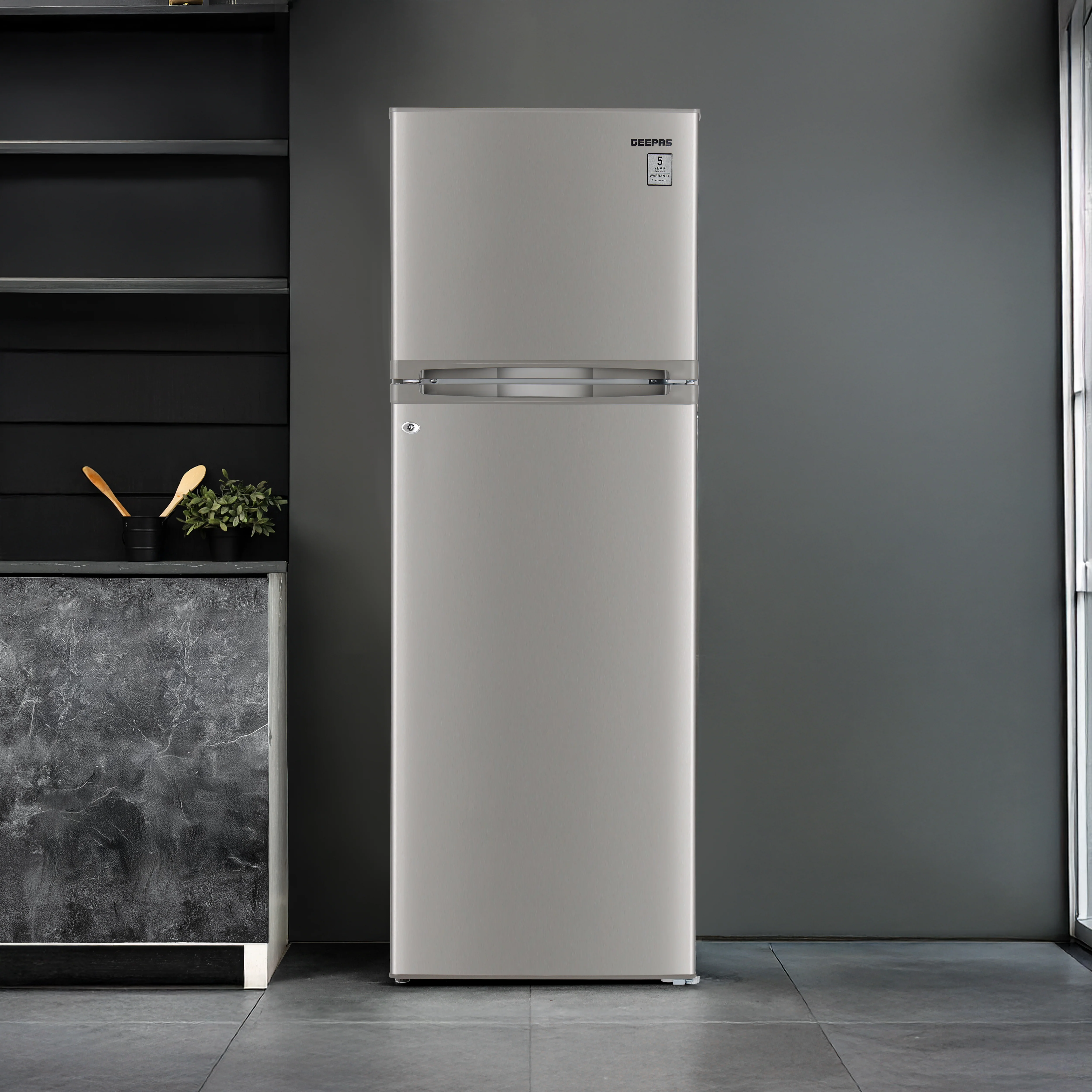 Geepas Defrost Double Door Refrigerator- GRF3500SXE/ Quick Cooling, Low Noise, Adjustable Thermostat/ Equipped with Glass Shelves, Big Crystal Drawer, Silver - Image 6