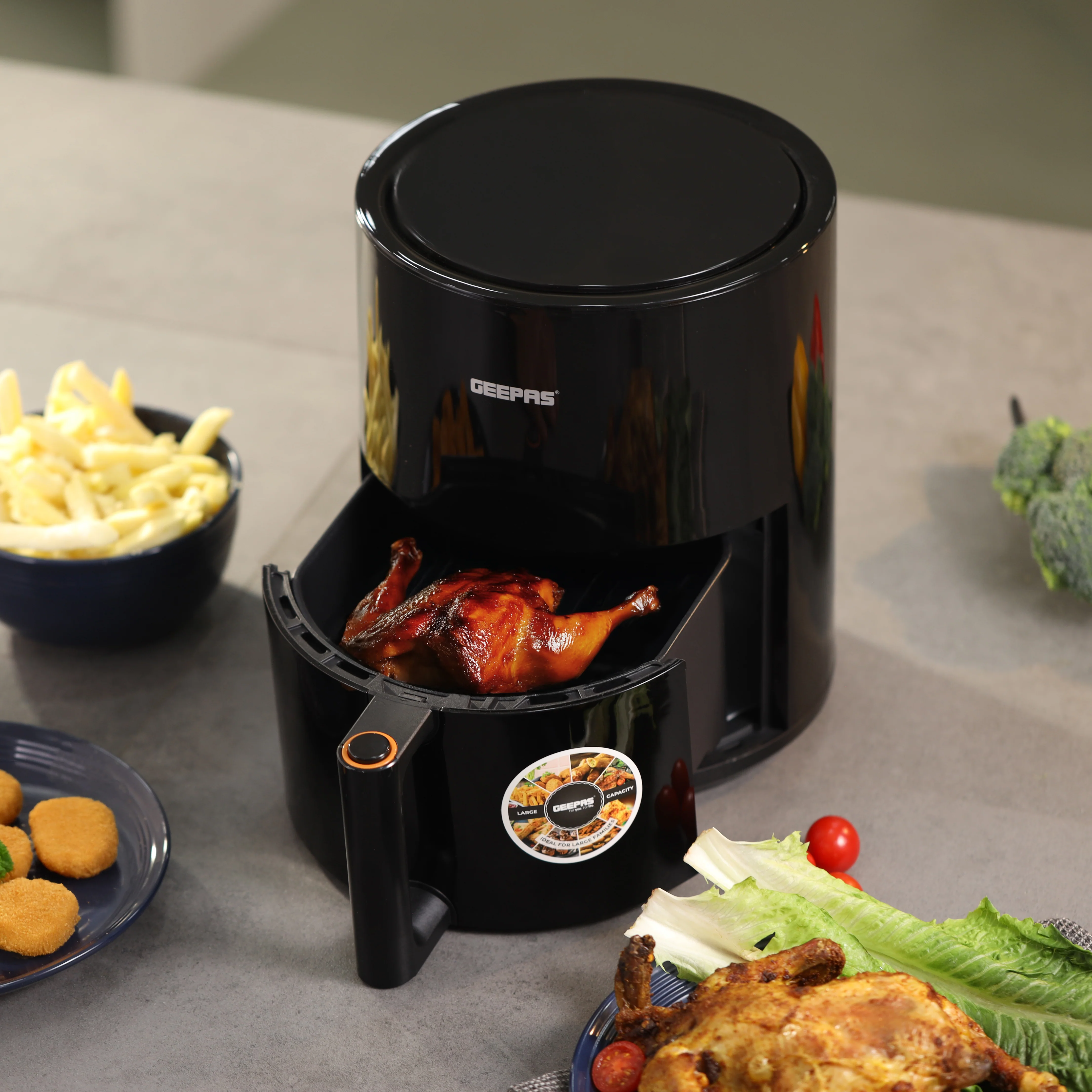 Geepas Digital Air Fryer- GAF37501T/ 4.0 Liter Capacity, Oil Free Cooking, 60 Min Timer, Temperature 80-200 Degree Celsius/ 8 Preset Programs, 2 Years Warranty, Black - Image 5