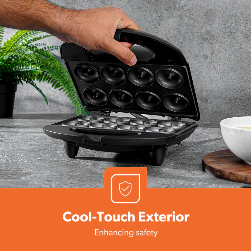 Geepas Donut Maker GDM36532 | 8 Pcs Capacity | 650–780W Power| Non-Stick Plates| Cool-Touch Housing | Compact Upright Storage| Skid-Resistant Feet | 2 Years Warranty - Image 5