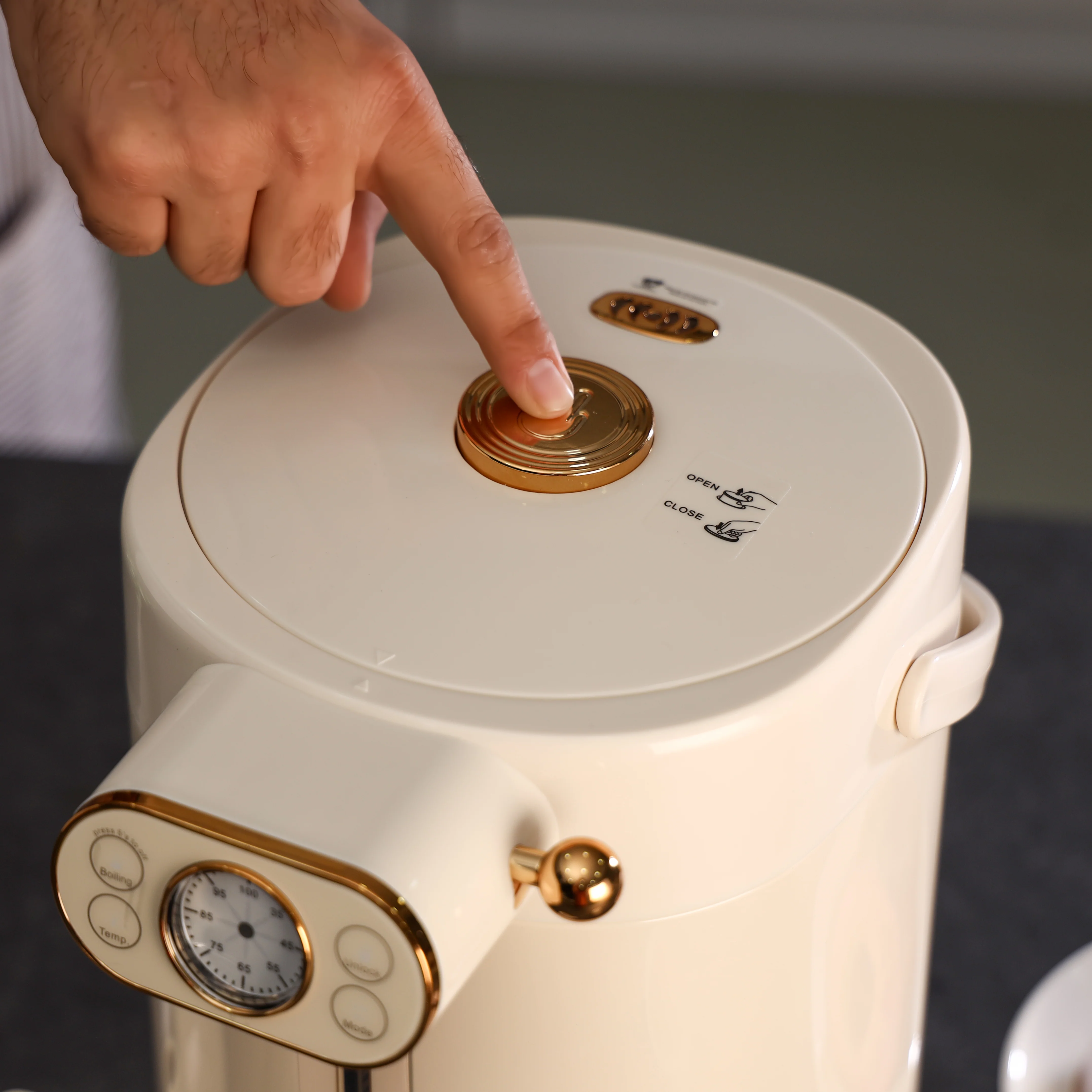 Geepas 5 Liter Electric Thermo Pot- GEV27026/ Stainless Steel Inner Pot, 8 Stage Temperature Selection, Automatic Stop/ Purified Water Mode / Beige, 2 Years Warranty - Image 5