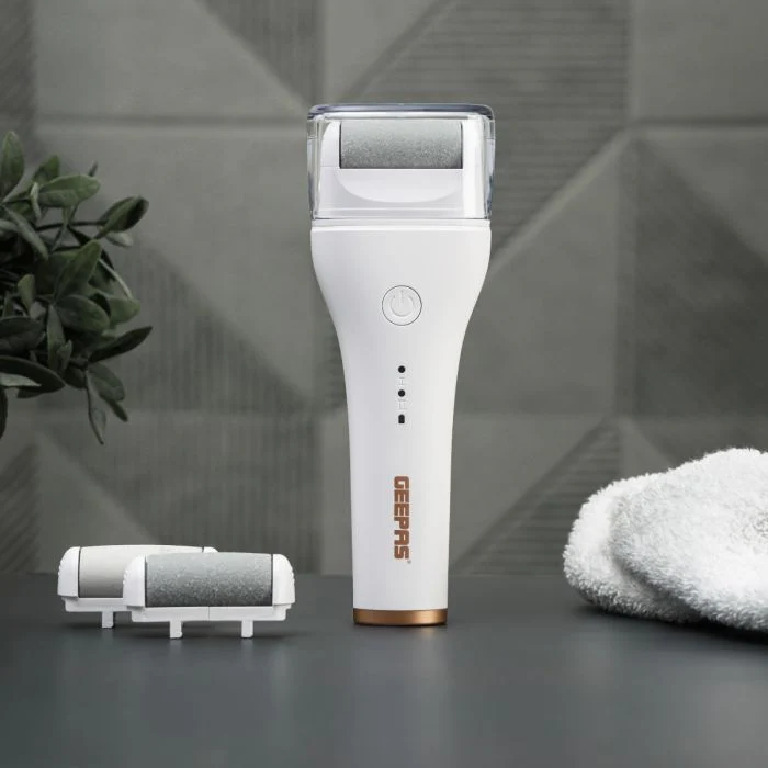 Geepas GCL57515 3-in-1 Callus Remover | 360° Rotating Design| 1500mAh Rechargeable Lithium Battery| 3 Grinding Heads| 2 Speed Settings| IPX6 Waterproof| USB Charging - Image 3