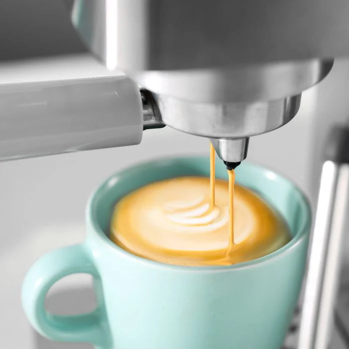 Geepas GCM1415SS Coffee Machine |20 Bar Pressure Pump| Professional Steam System| 1.5L Water Tank |Brew Espresso, Cappuccino, Latte, Mocha & More at Home|2 Years Warranty - Image 7