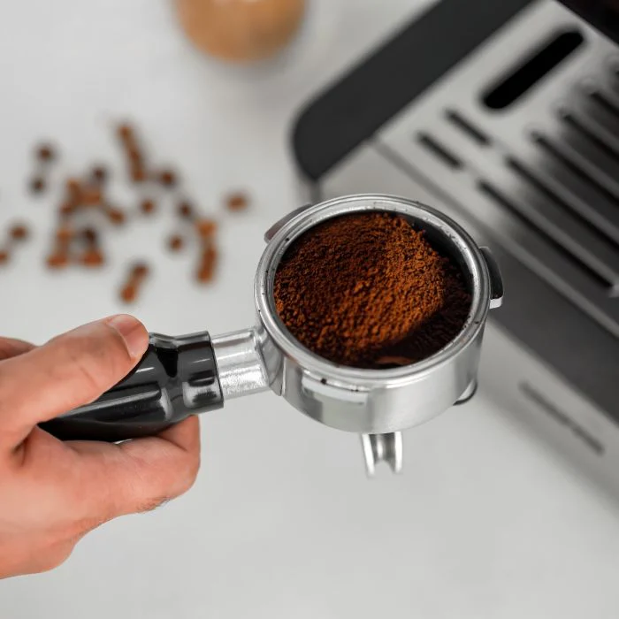 Geepas GCMG1325S Espresso & Cappuccino Coffee Machine | 20 Bar High-Pressure Pump, Built-In Coffee Grinder, Frothing Steam Wand, Dual Filter | A43 Platinum Series - Image 6