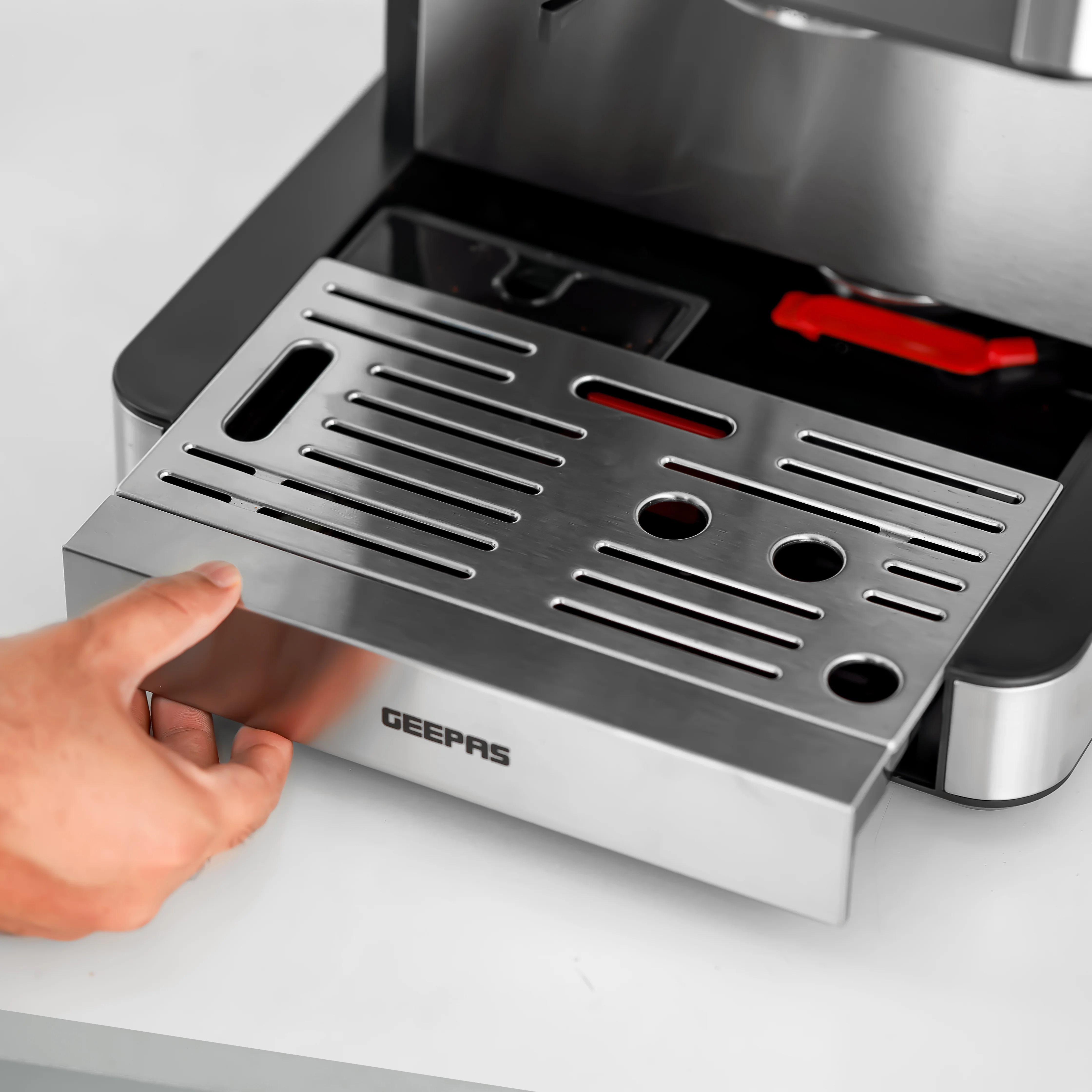 Geepas GCMG1325S Espresso & Cappuccino Coffee Machine | 20 Bar High-Pressure Pump, Built-In Coffee Grinder, Frothing Steam Wand, Dual Filter | A43 Platinum Series - Image 7
