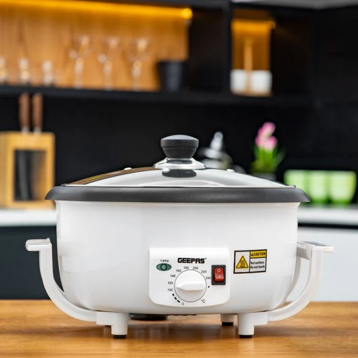 Geepas GCR63038 Coffee Roaster | 750g Large Capacity Coffee Bean Roaster with Thermostat Control|  800W Powerful Motor | Heat-Resistant Body & Durable Safe Design - Image 2