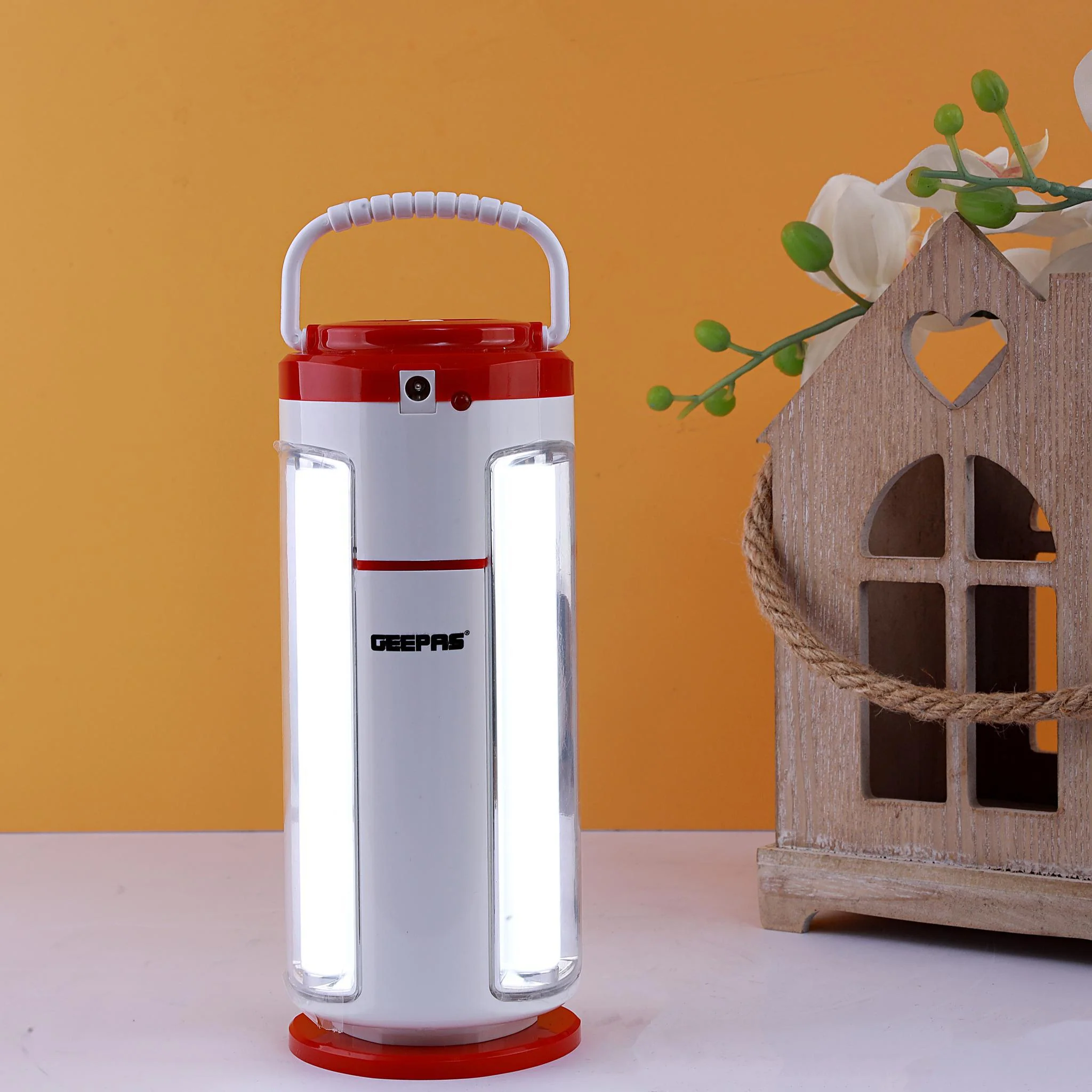 Geepas GE53023 Rechargeable LED Lantern |7 Hours Runtime| 5.6V Long-Lasting Battery| 360° Bright Lighting| Overcharge Protection| Ideal for Emergencies | 2 Years Warranty - Image 2