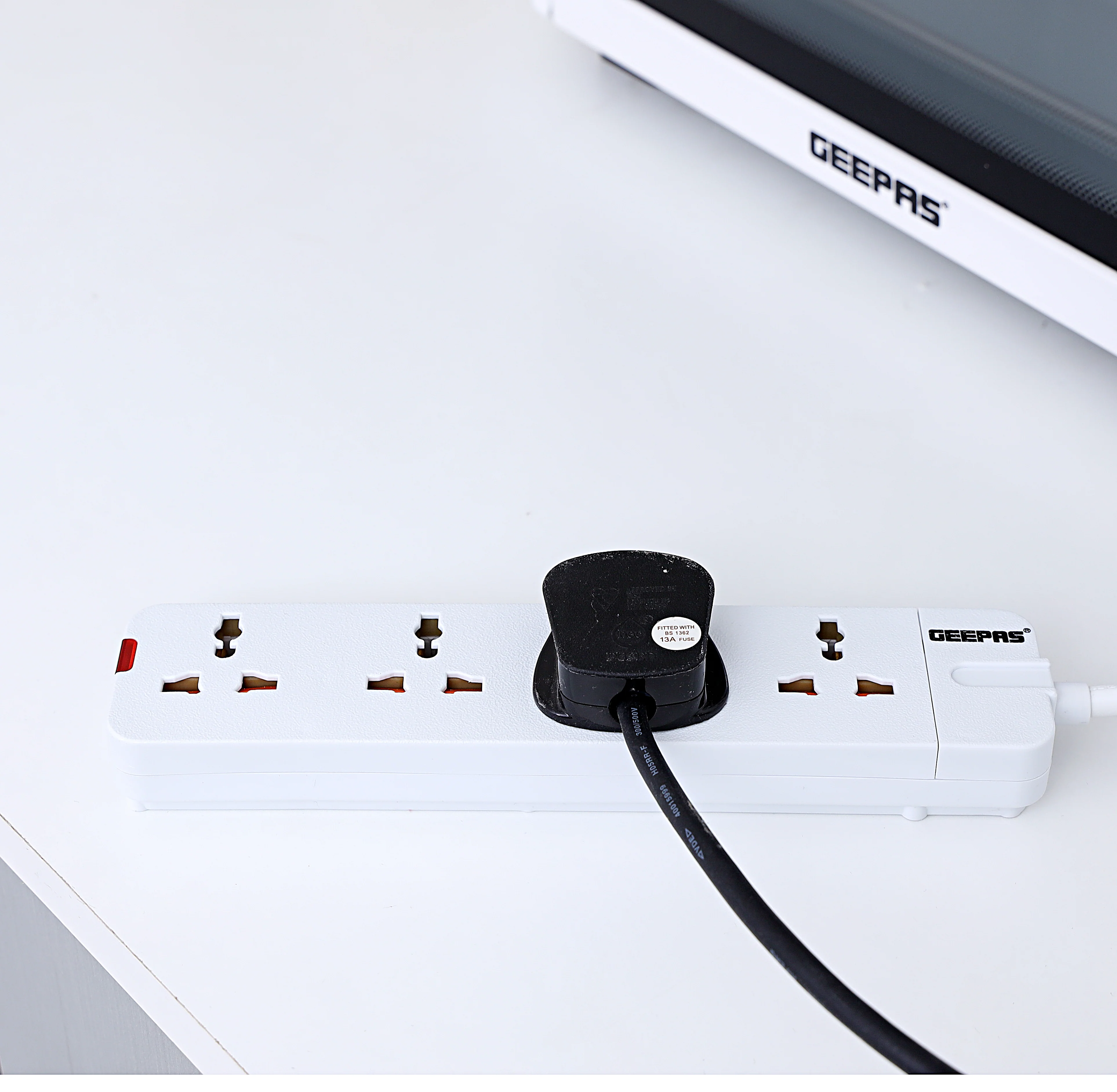 Geepas 3 Way Extension Socket 13A | Multiple Device Charging with Child Safety Covers, 3m Extra Long Cord, Over Current & Fire Protection | Ideal for Home & Office - Image 4