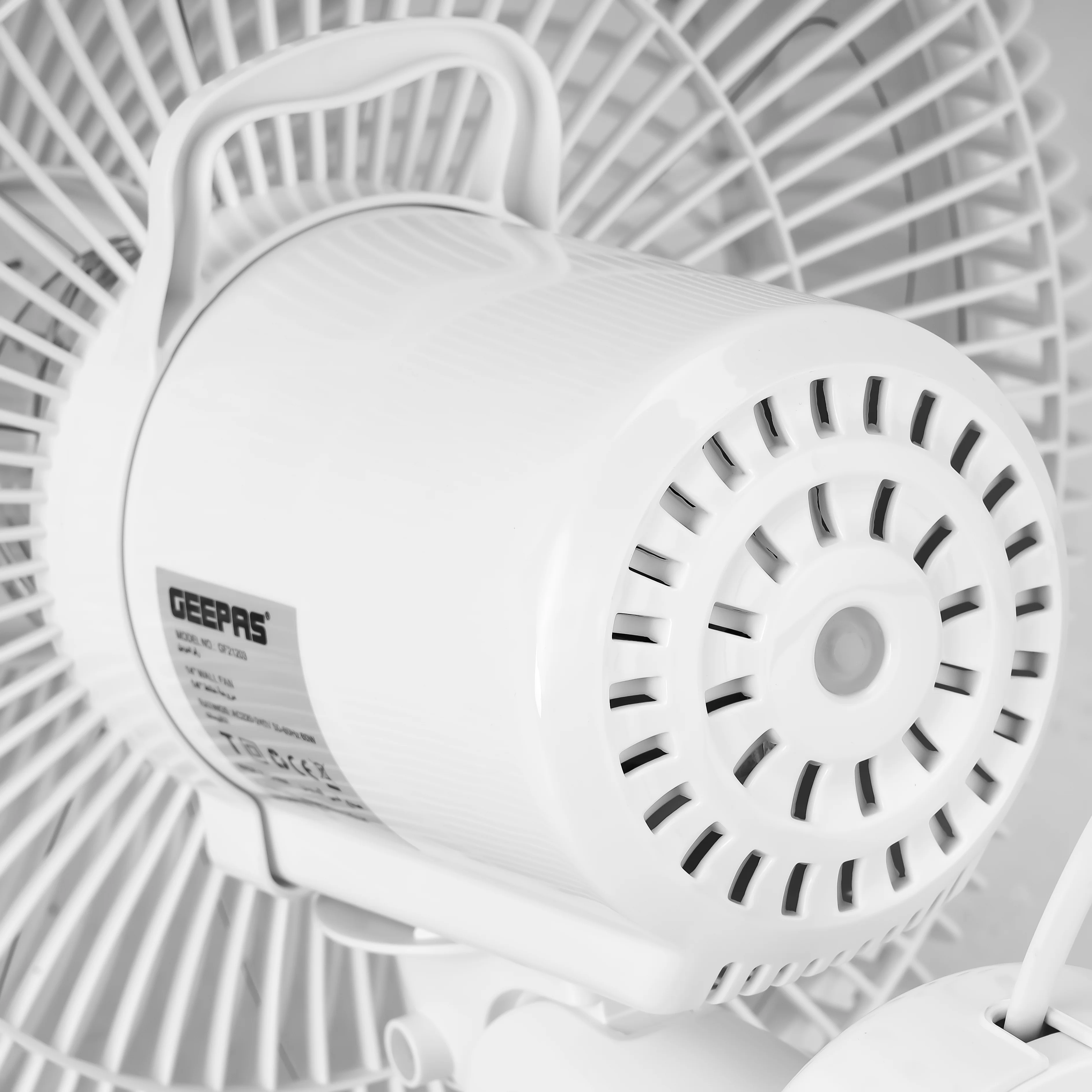 Geepas GF21203 14" Wall Fan | Korean Style, 3-Speed Controls, Pull Cords, Wide Angle Oscillation, 60W Motor, High Performance, White, 2-Year Warranty - Image 4