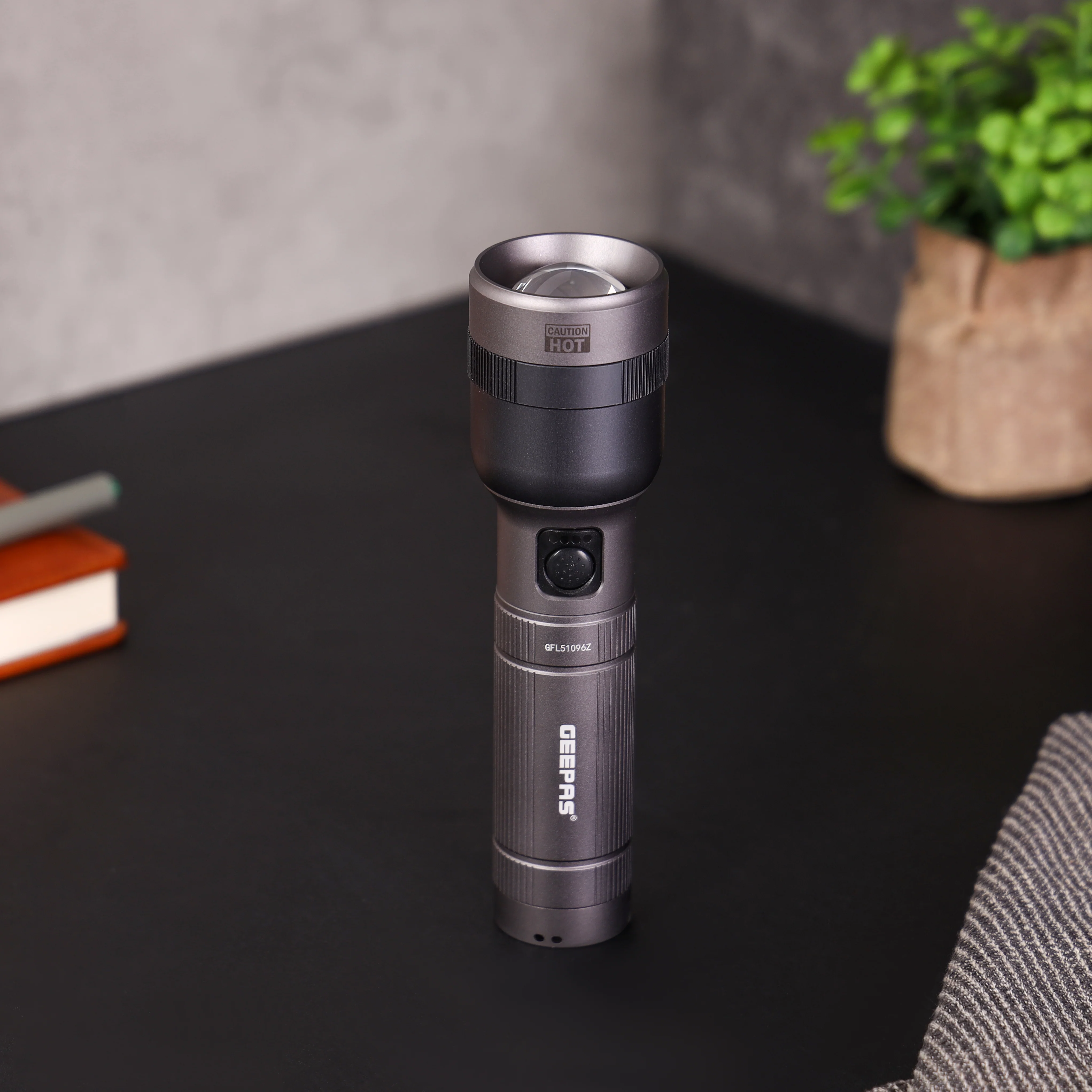 Geepas Zoomable LED Flashlight GFL51096Z| 30W, 2000 Lumens, 10H Continuous Use| Lithium Battery with Power Reminder & Indicator | Indoor & Outdoor Use | Lifetime Warranty - Image 2