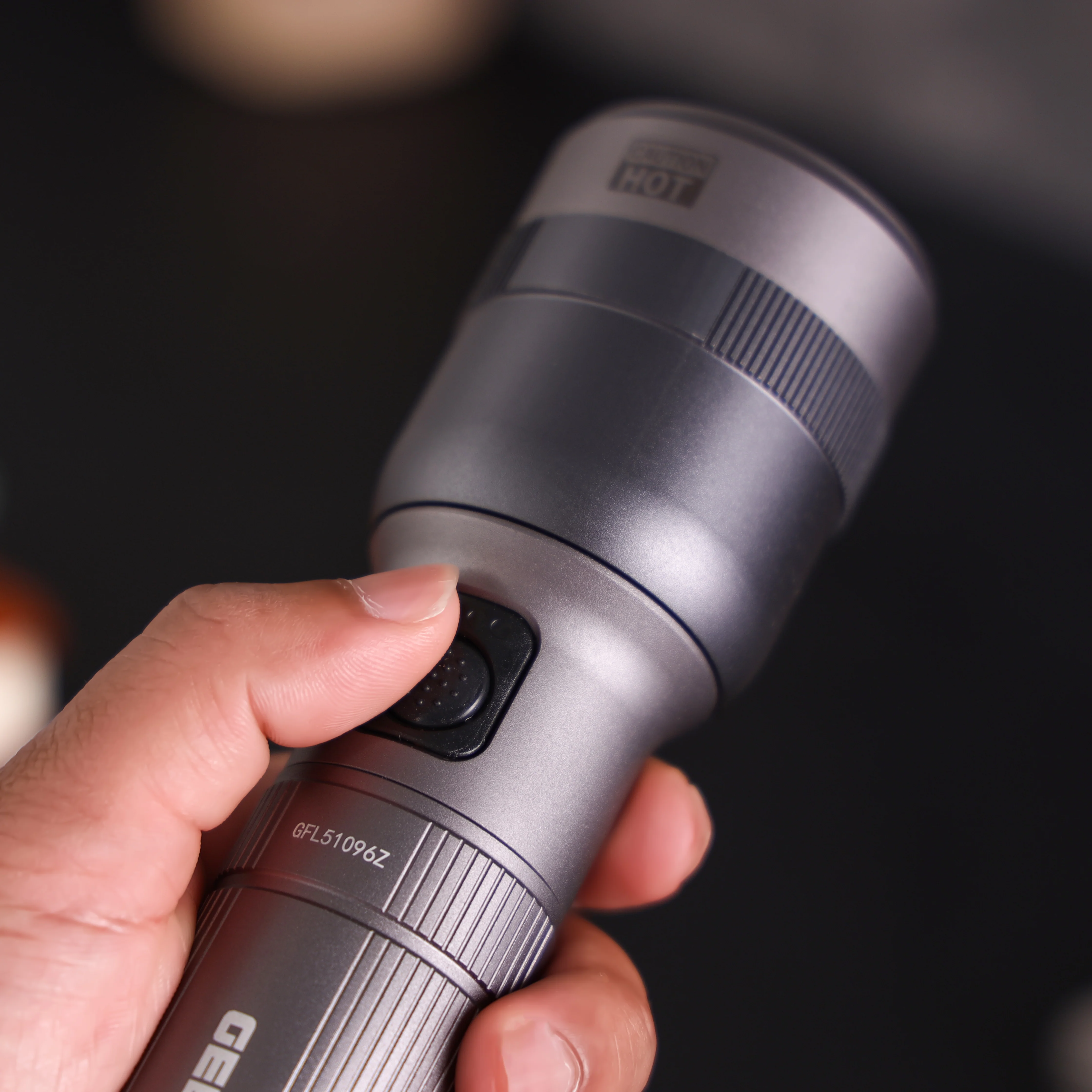 Geepas Zoomable LED Flashlight GFL51096Z| 30W, 2000 Lumens, 10H Continuous Use| Lithium Battery with Power Reminder & Indicator | Indoor & Outdoor Use | Lifetime Warranty - Image 4
