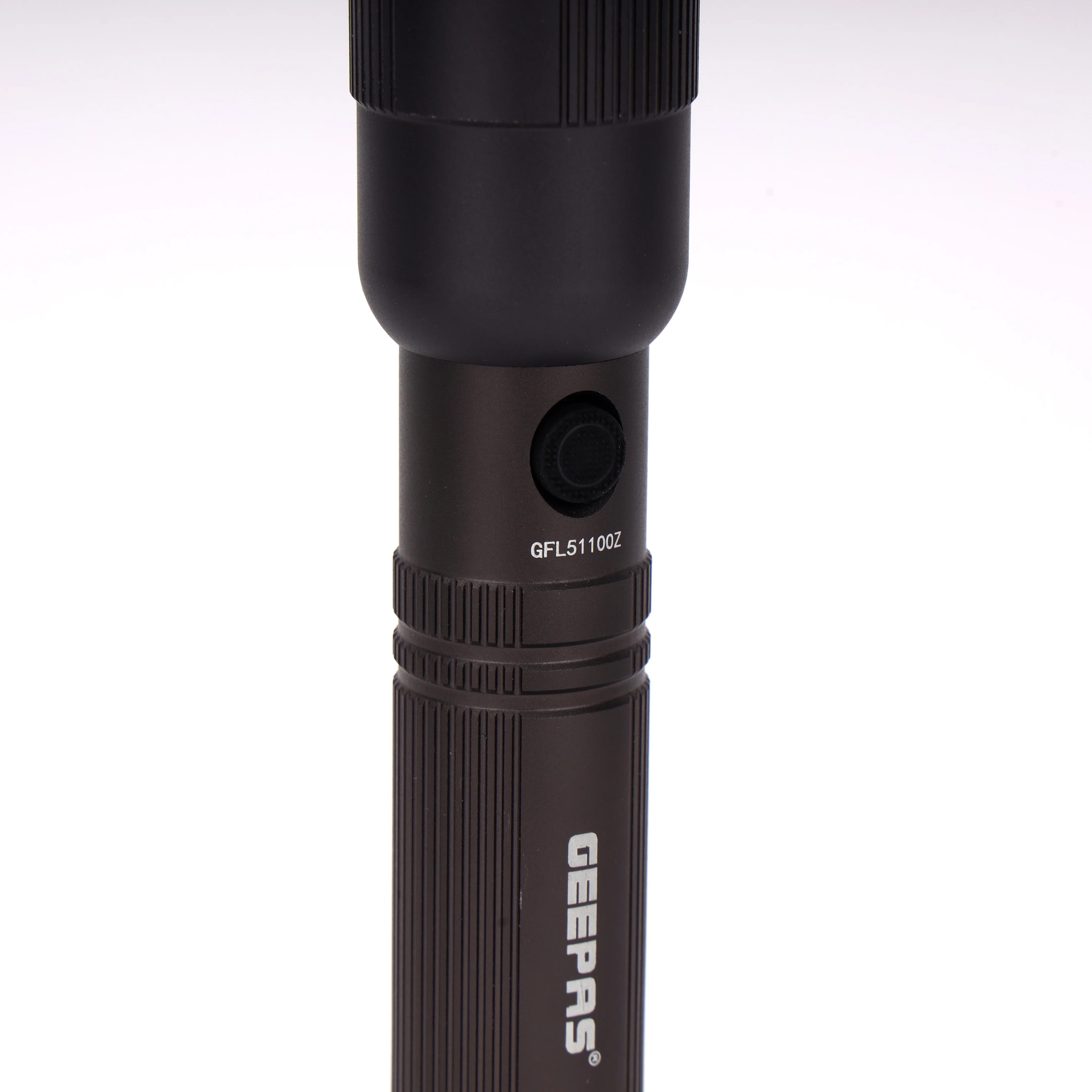 Geepas GFL51100Z 15W Zoomable Rechargeable LED Flashlight | 2000mAh Lithium Battery| 1000 Lumens Brightness & Type-C Charging | Suitable for Outdoor & Emergency Use - Image 5