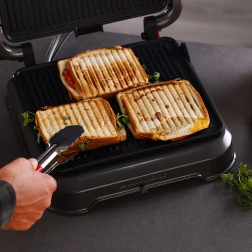 Geepas GGM36539 Grill Maker | 2000W | Stainless Steel Electric Grill with Adjustable Temperature Control| Non-Stick Plates| Drip Tray| Quick Heating| 2 Years Warranty - Image 6