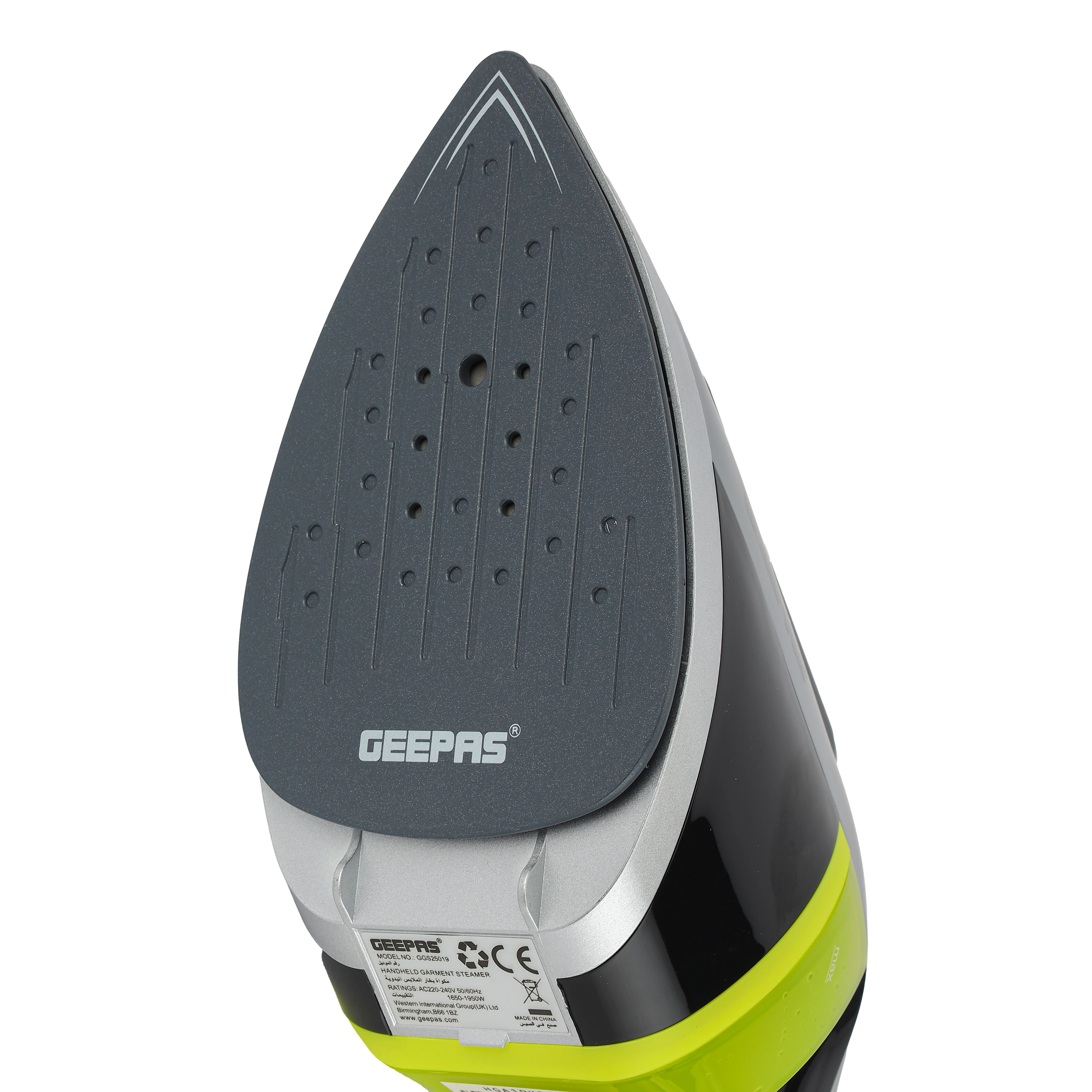Geepas GGS25019 Handheld Garment Steamer | 1650–1950W | 170ml Water Tank | Ceramic Soleplate | 30g/min Steam | Travel-Friendly & Vertical Ironing | 2 Years Warranty - Image 4