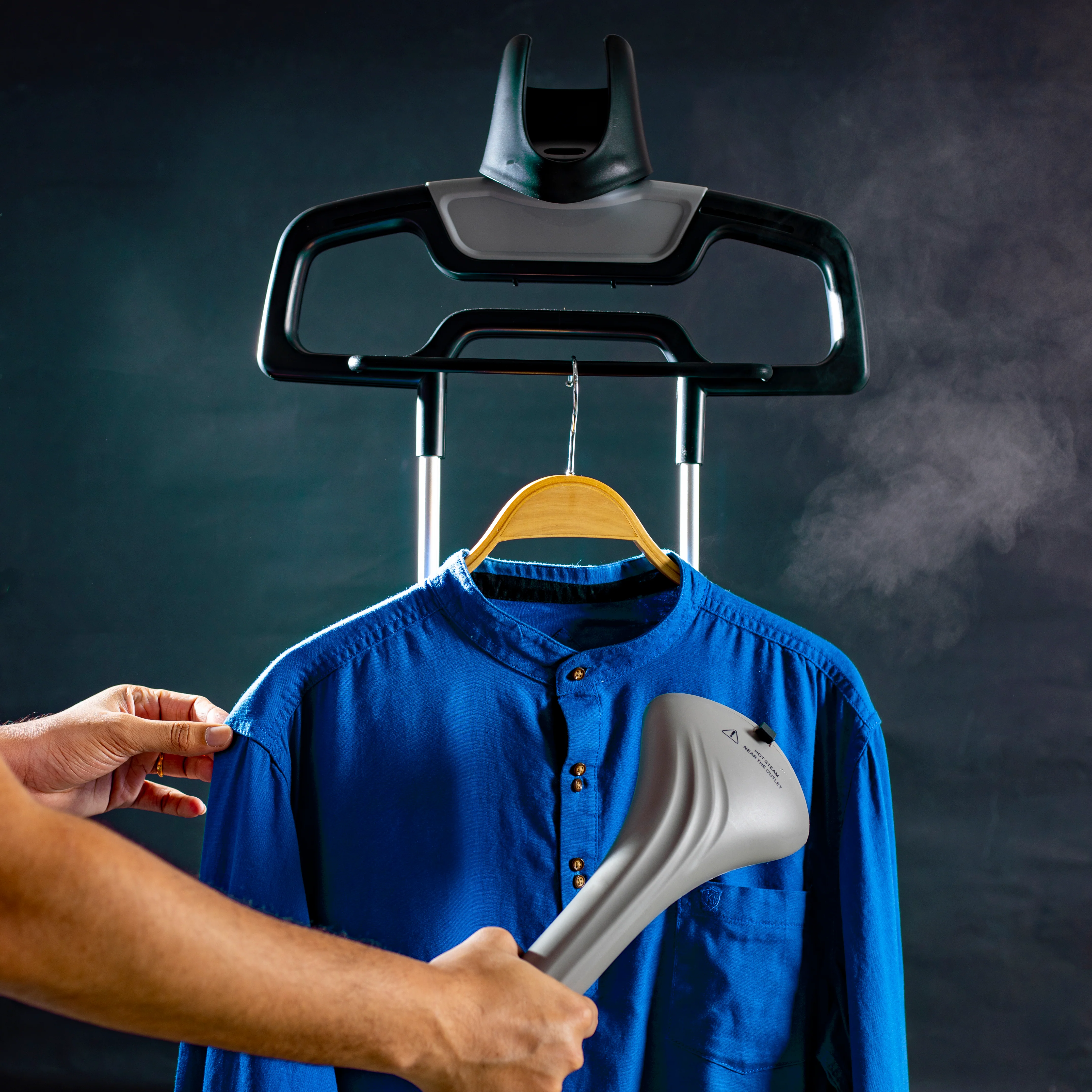 Geepas GGS25032 Garment Steamer | 2.6L Water Tank, 1800W Power | 3 Steam Settings| Dual Bar Support | Thermostat Protection | Chemical-Free Steam | 2 Years Warranty - Image 4