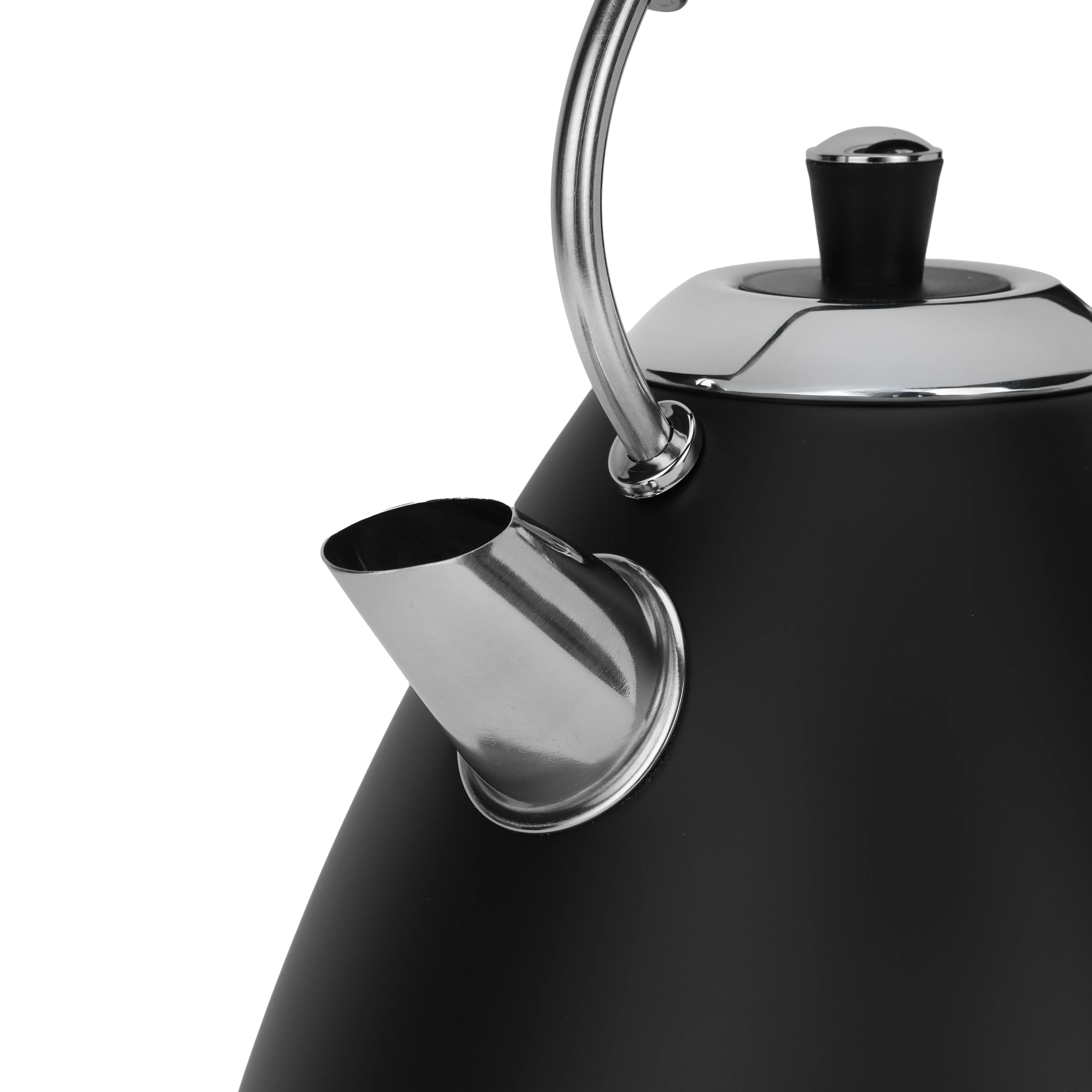 Geepas GK38073UK-BK Stainless Steel Cordless Kettle | Powerful 3000W Heating | 1.7L Large Capacity | Boil Dry Protection | Auto Shut-Off | 360° Rotating Base Design - Image 5