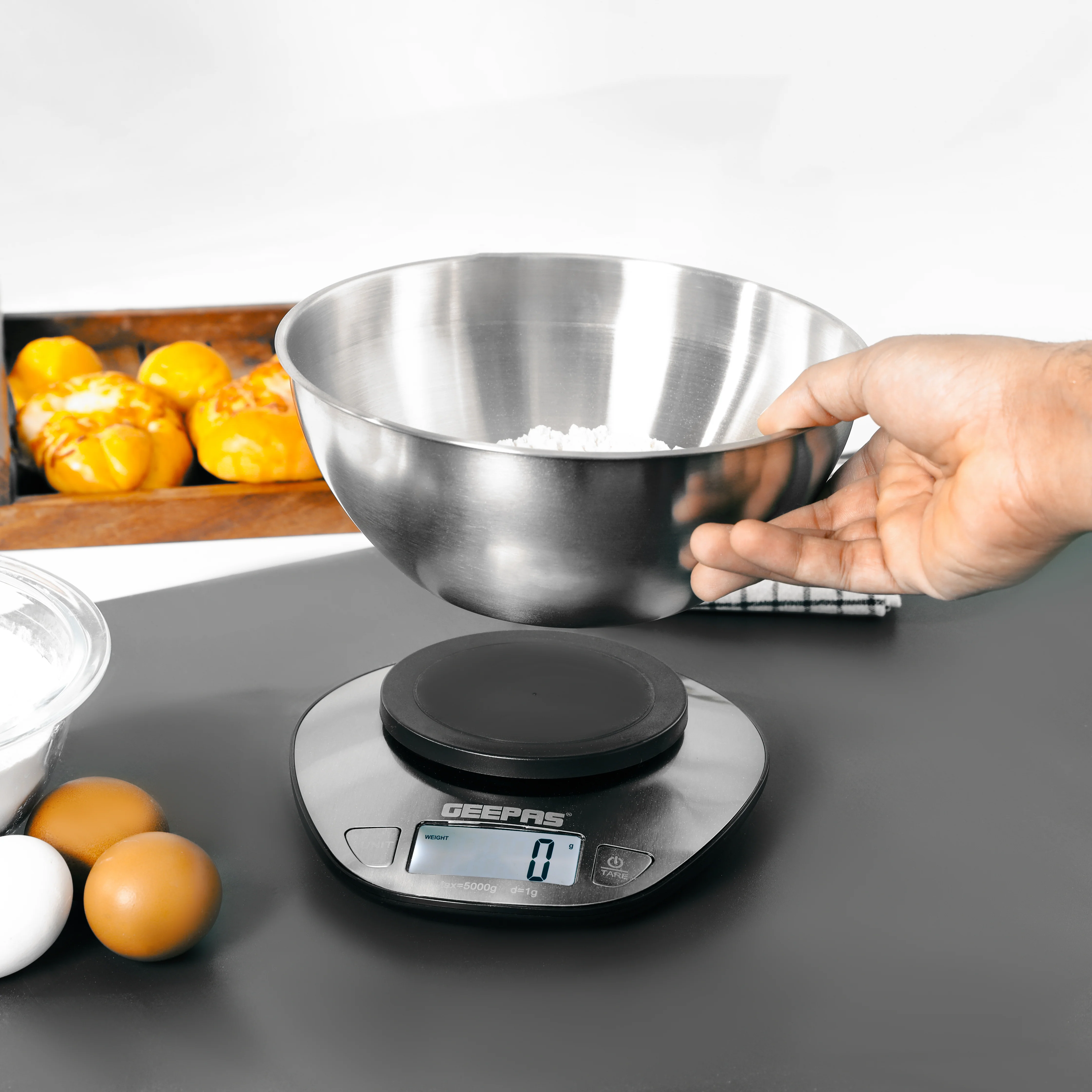 Geepas GKS4203 Stainless Steel Kitchen Scale | 5kg Capacity with Stainless Steel Bowl, LCD Backlight Display, Multi-Unit Measure, Low Power Use, 2-Year Warranty - Image 5