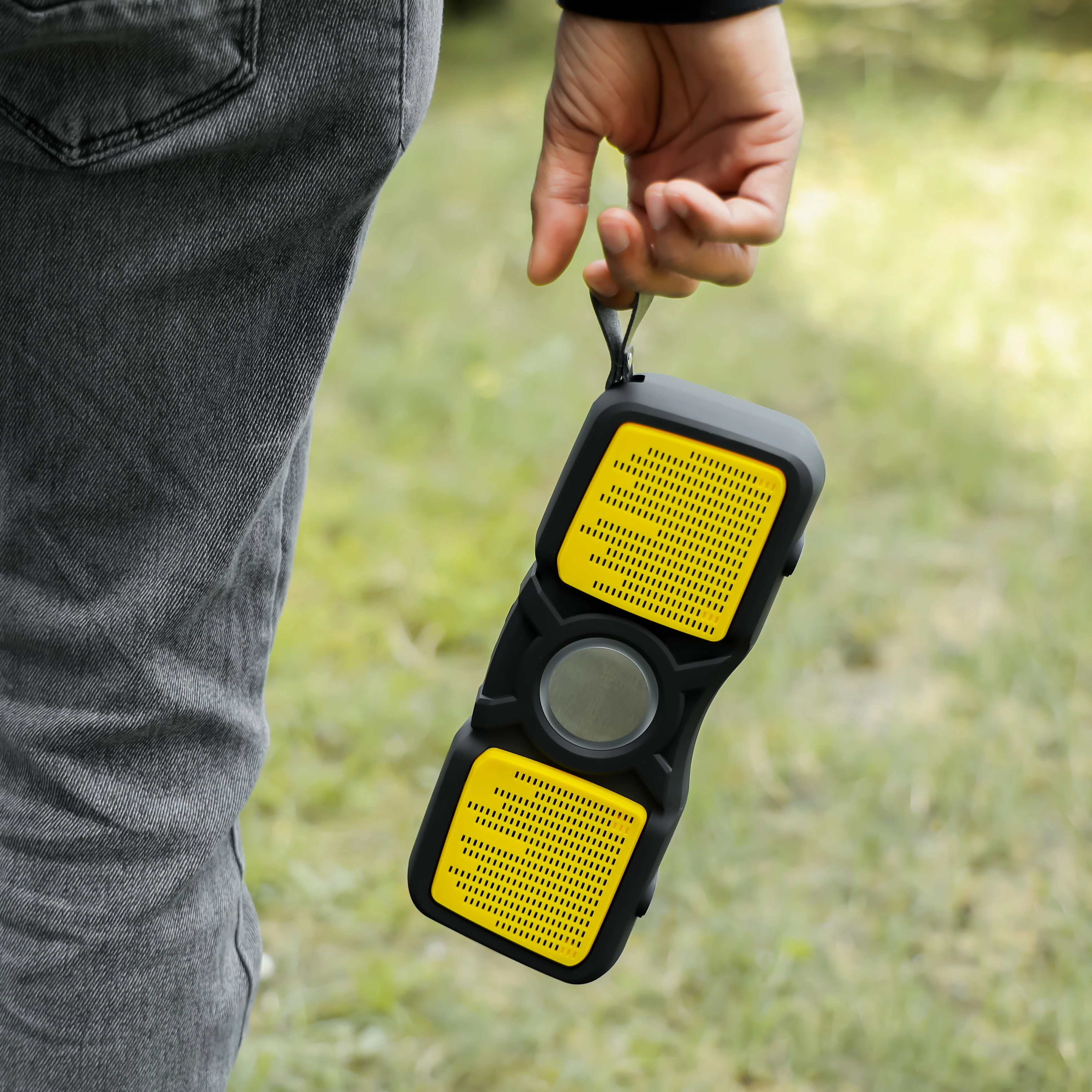 Geepas GMS11183 Rechargeable Bluetooth Speaker | TWS Connection| USB/TF/FM/AUX Input | 1200mAh Built-in Battery| Pulse LED Light| Hands-Free Calling | 2-Year Warranty - Image 4