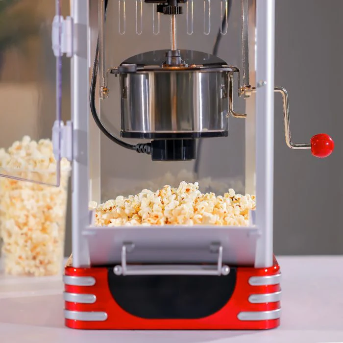 Geepas GPM839 Popcorn Maker | 310W Power | Stainless Steel Bowl | Oil-Free Preparation| Easy to Clean | On/Off Switch | Attractive Retro Design | 2 Years Warranty - Image 3