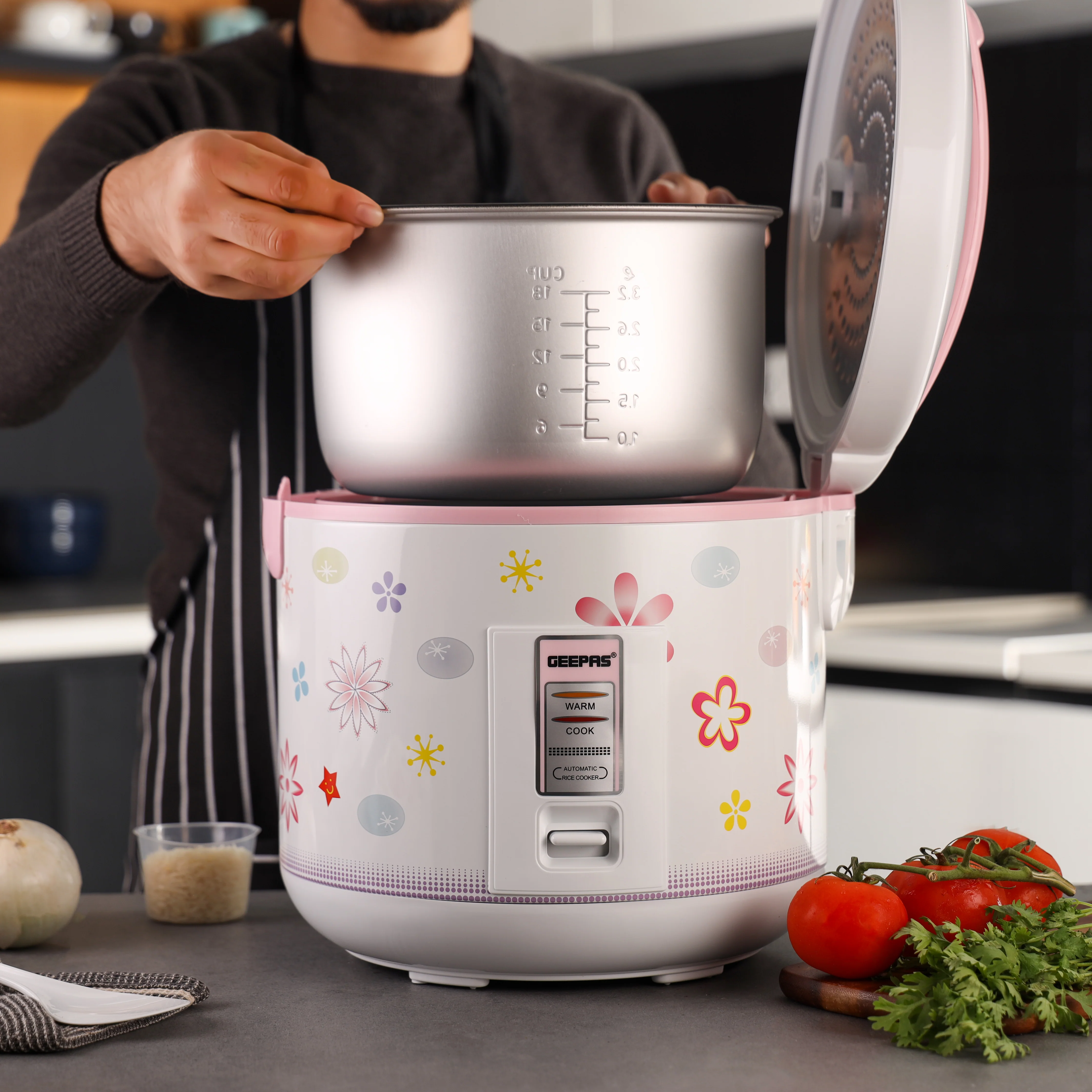 Geepas GRC35023 3.2L Automatic Rice Cooker | Cook, Steam & Keep Warm | Non-Stick Inner Pot | Detachable Cord | Includes Measuring Cup & Spoon | White | 2Y Warranty - Image 5