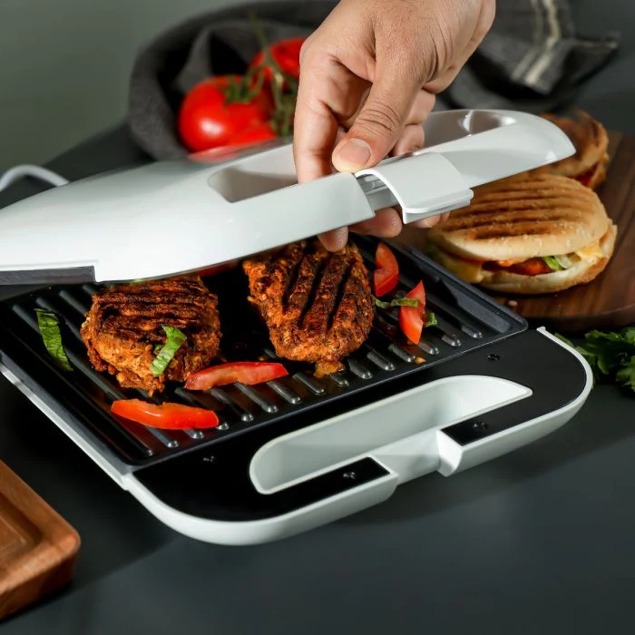 Geepas Grill Maker- GGT36548| Non-Stick Cooking Plates with Overheat Protection, Perfect for Grilling Vegetables, Chicken, Meat, etc| 4 Slice Capacity, 1400 W| White - Image 5