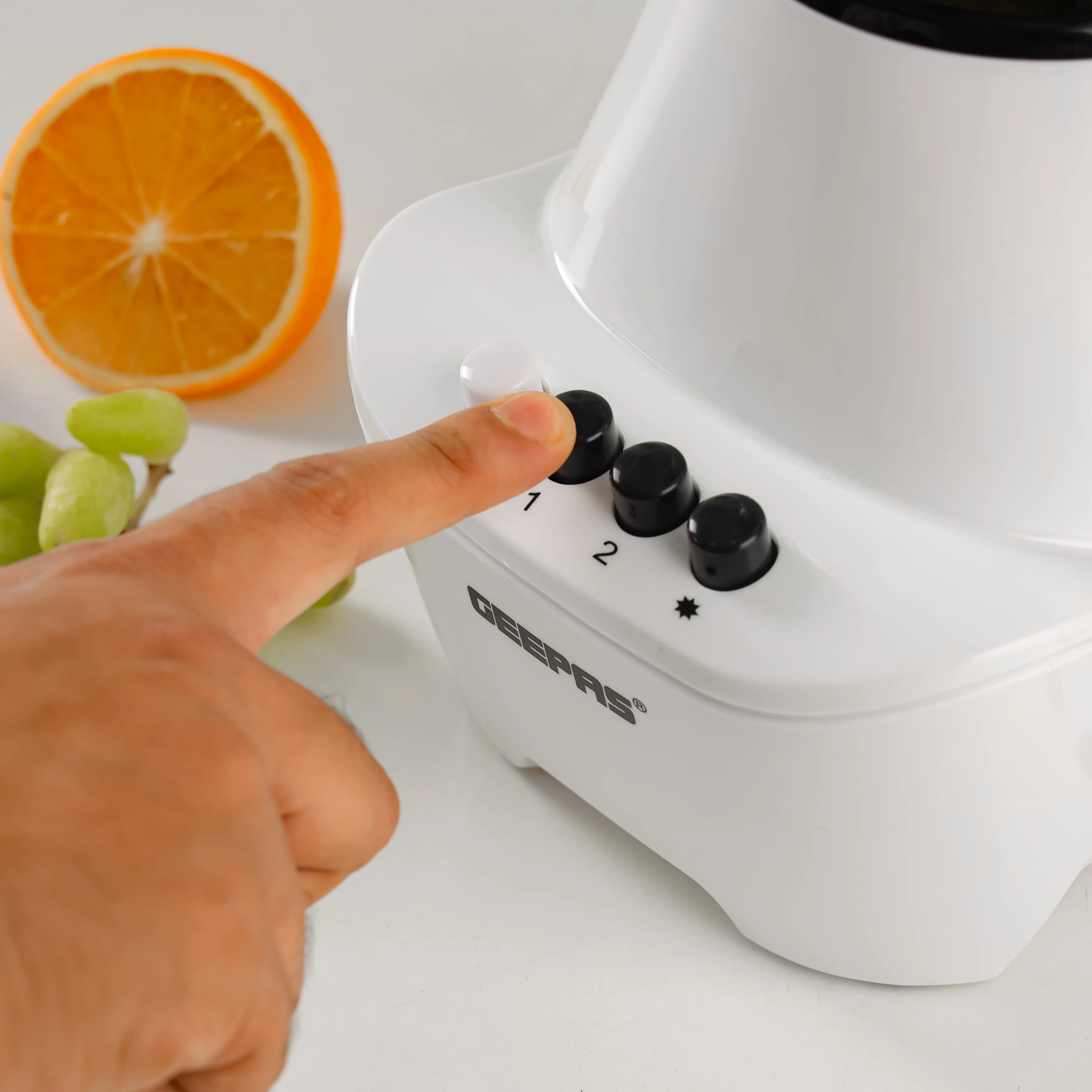 Geepas GSB5409 2-in-1 Blender | 250W | Stainless Steel Blades| 4 Speed Control with Pulse| Overheat Protection| Multi-Function Ice Crusher, Chopper, Coffee Grinder & More - Image 6