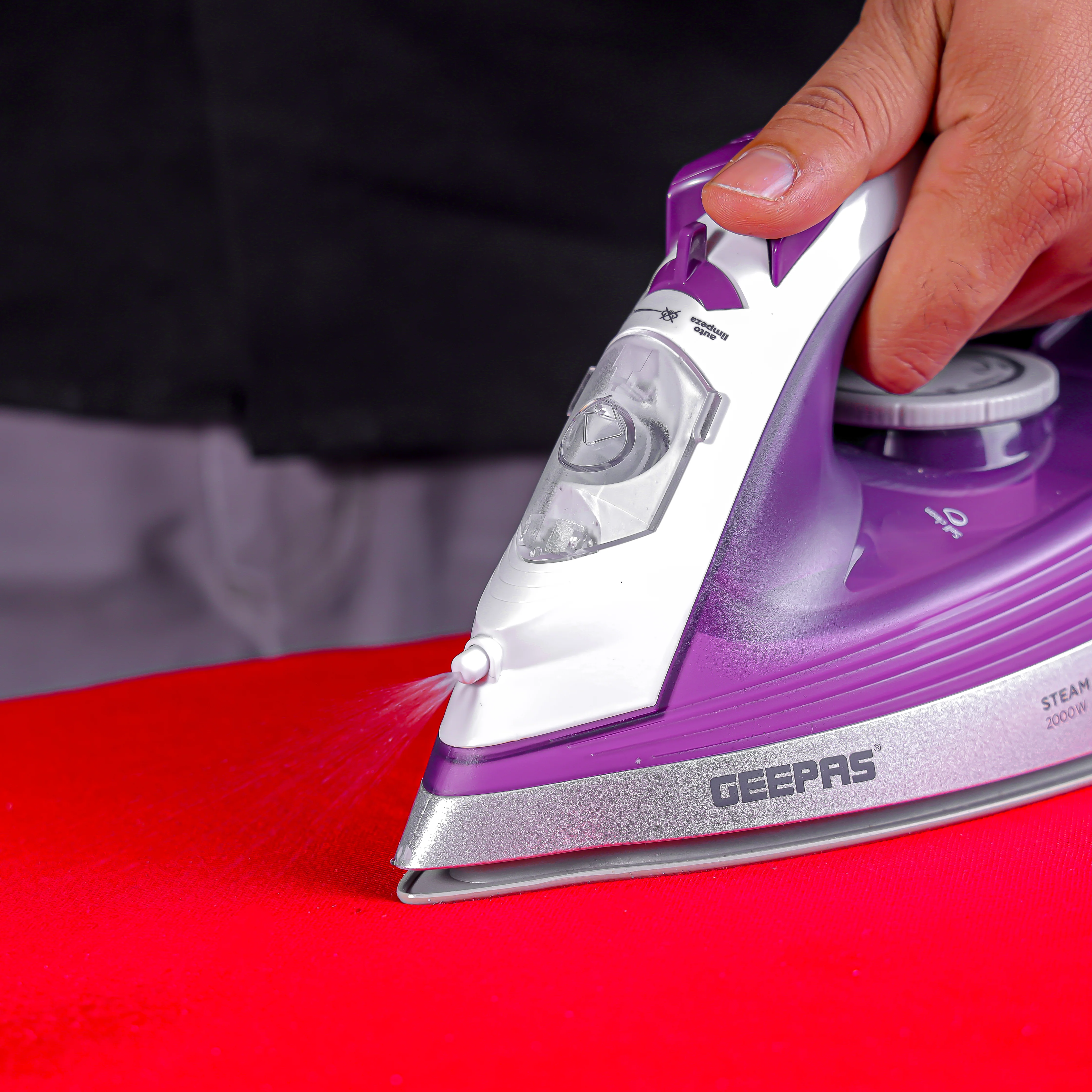 Geepas GSI7786 Ceramic Steam Iron | 2000W Power | 220ml Water Tank| Adjustable Steam Control | 360° Swivel Cord | Self-Cleaning & Anti-Drip Function| 2-Year Warranty - Image 5