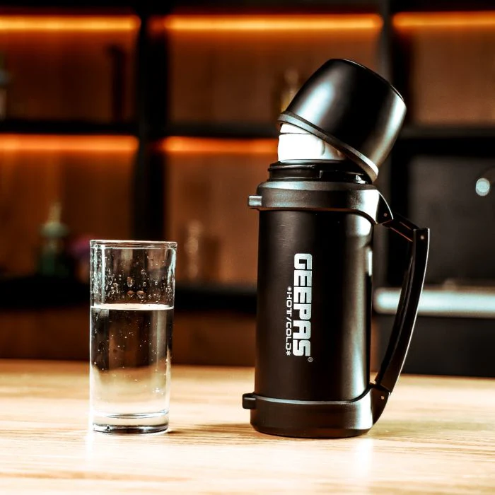 Geepas GSVB4111  Stainless Steel Vacuum Bottle | 1.5L Capacity| Hot & Cold Insulation up to 24 Hours | 18/8 Steel & Copper Coating | Leak-Proof Design | 2 Year Warranty - Image 2