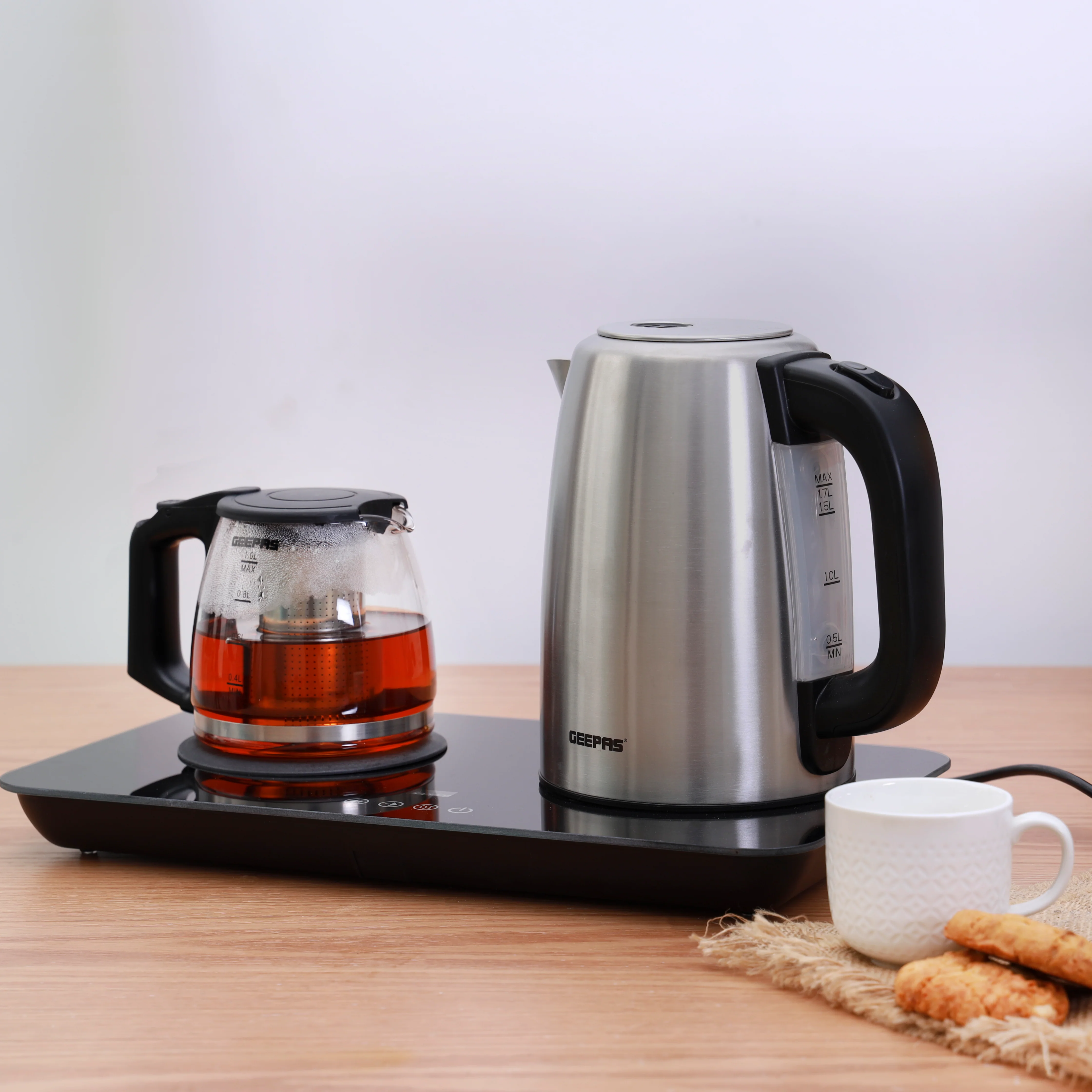 Geepas 2 In 1 Digital Tea Maker - Stainless Steel Filter | Temperature Adjusting, Boil-Dry Protection | 400W & 1800W | 2 Years Warranty - Image 2