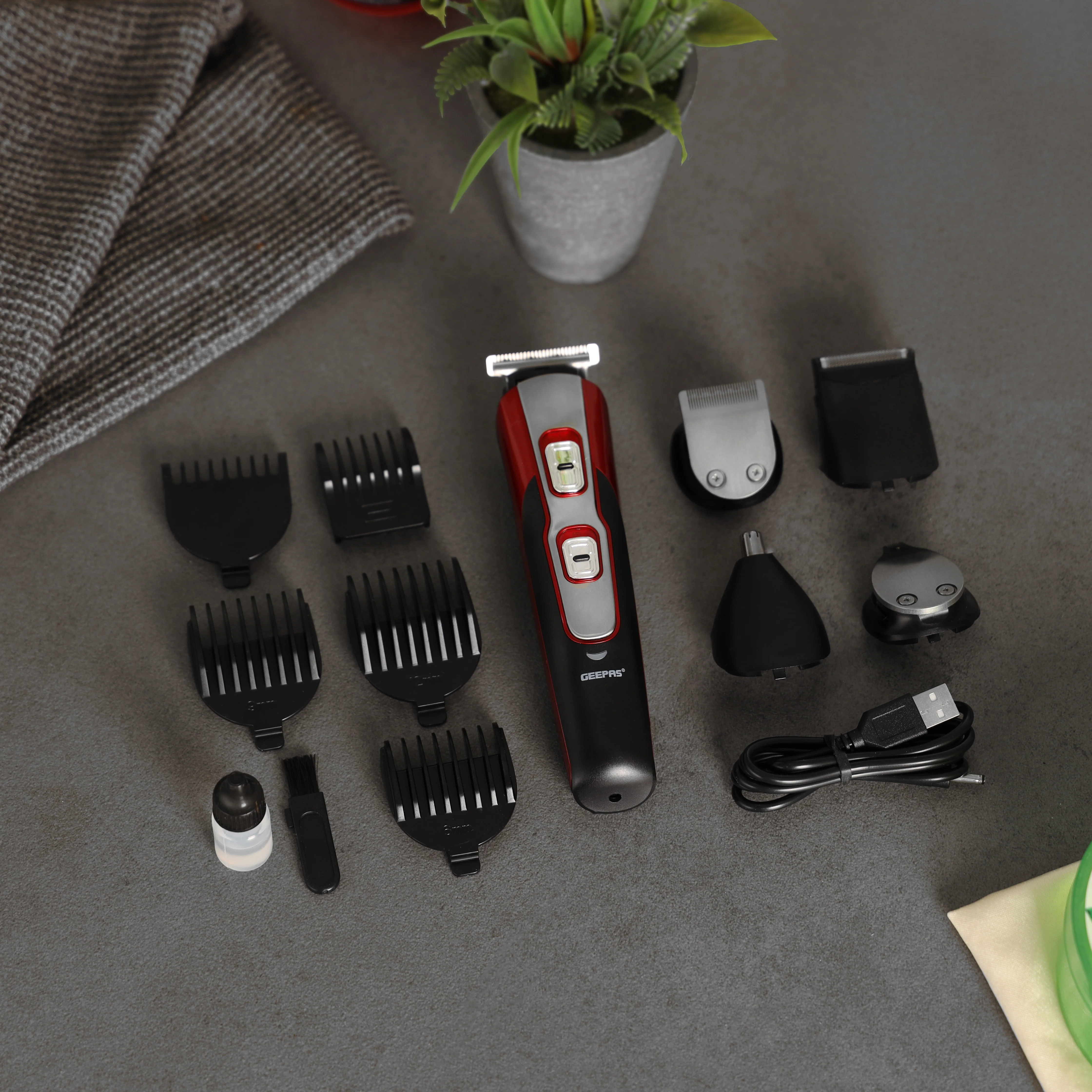 Geepas GTR8724 11-in-1 Rechargeable Grooming Kit | Stainless Steel Blades| 600mAh Lithium Battery| 3-Hour Continuous Runtime| Multiple Attachments| 2-Year Warranty - Image 2