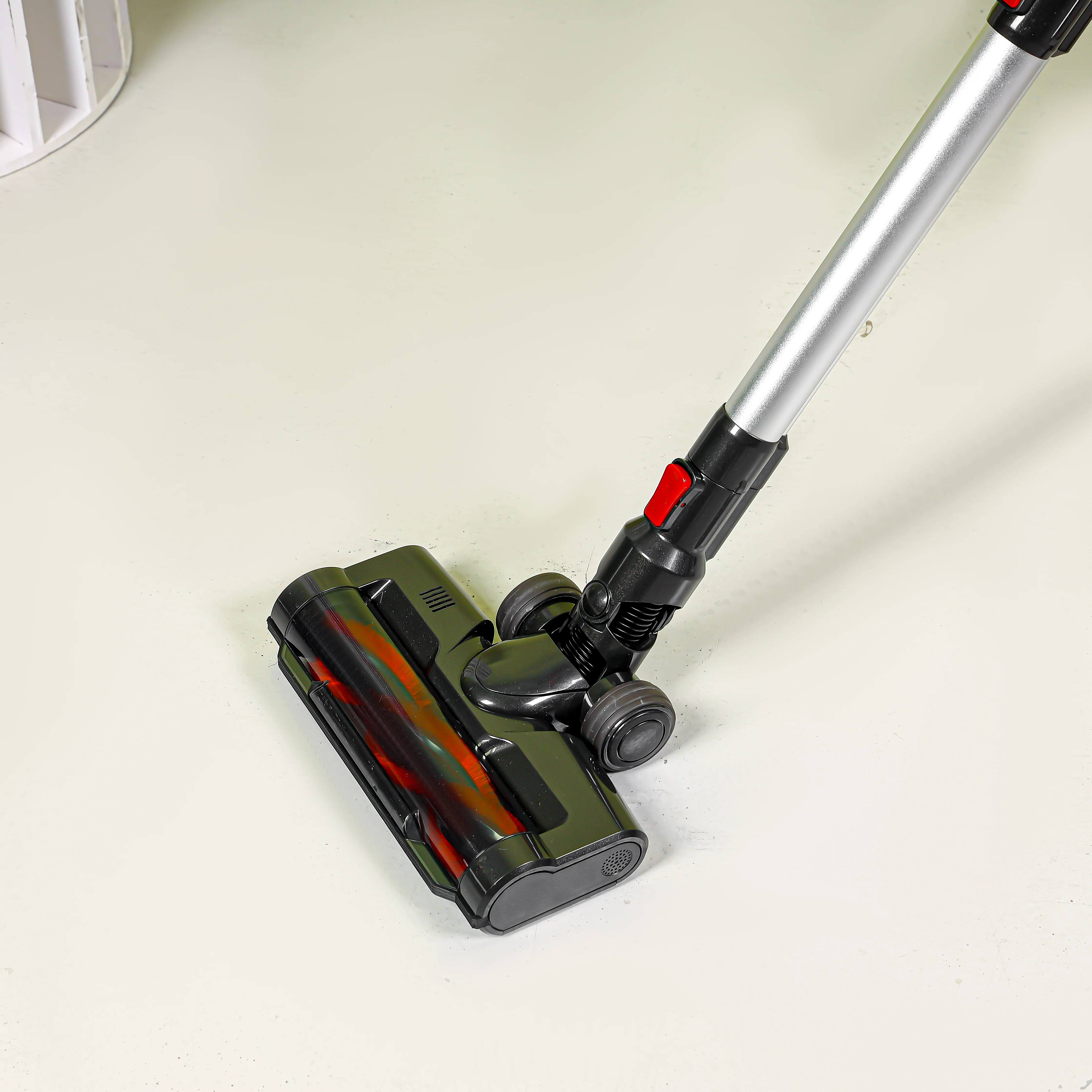 Geepas GVC19037 Stick & Handheld Vacuum Cleaner | 800W Power| 0.5L Capacity| HEPA Filter| Motorized Turbo Brush with LED Light | 2 PCS Aluminum Tube | 2 Years Warranty - Image 3