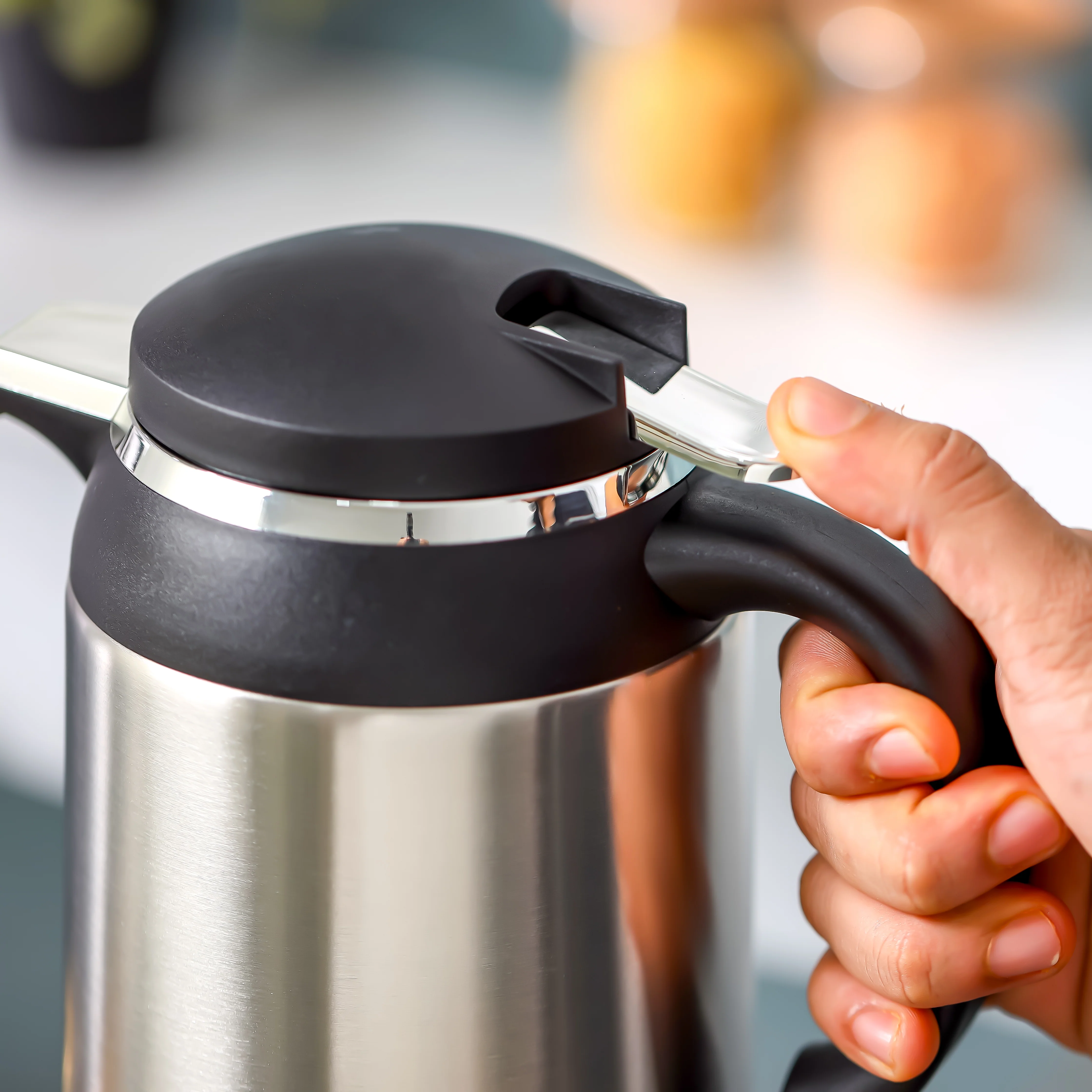 Geepas GVF27025  Stainless Steel Vacuum Flask | 1.9 L Capacity| Double Wall Insulation| Hot & Cold Beverage Flask Up to 24 Hours | Easy to Clean | 2-Year Warranty - Image 4