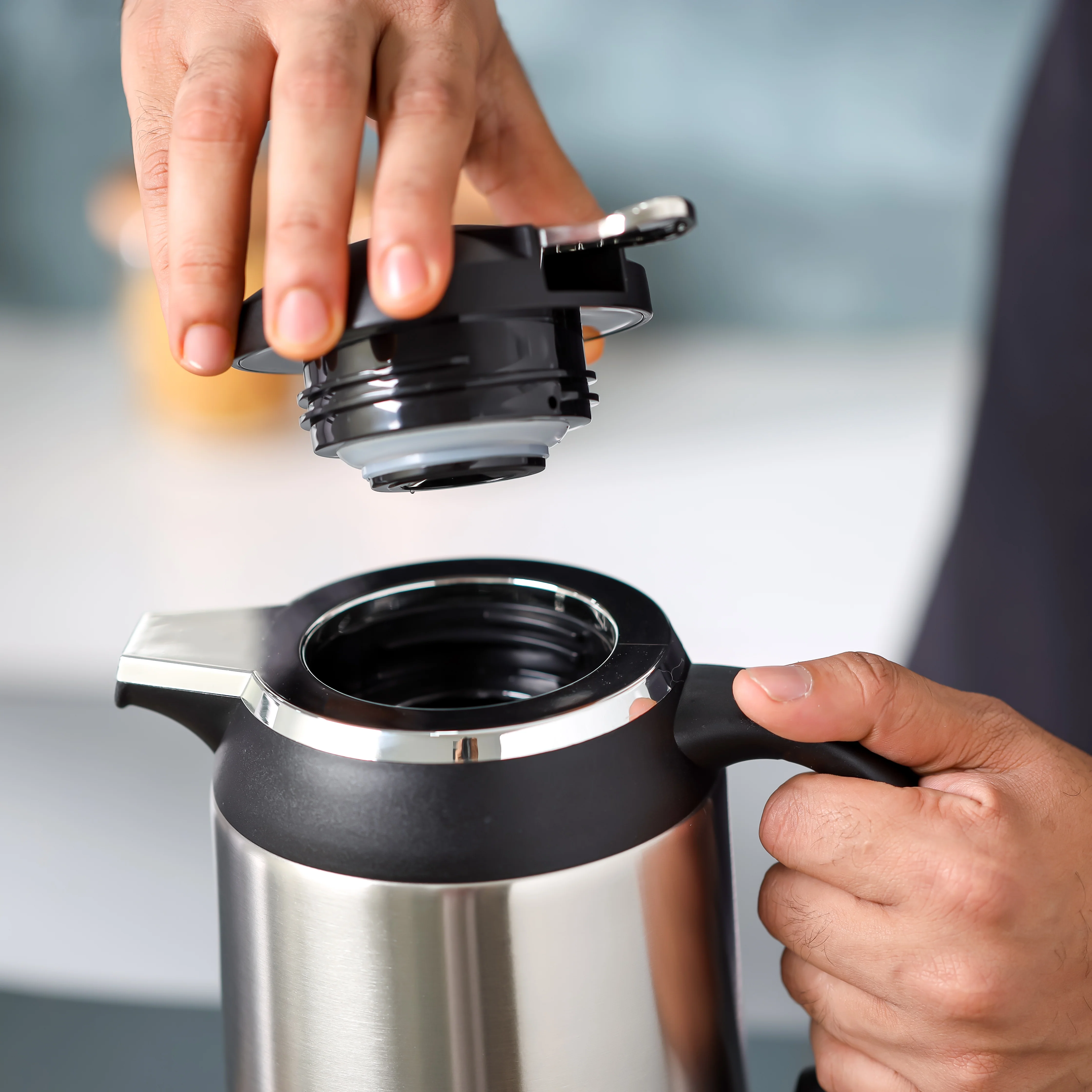Geepas GVF27025  Stainless Steel Vacuum Flask | 1.9 L Capacity| Double Wall Insulation| Hot & Cold Beverage Flask Up to 24 Hours | Easy to Clean | 2-Year Warranty - Image 5