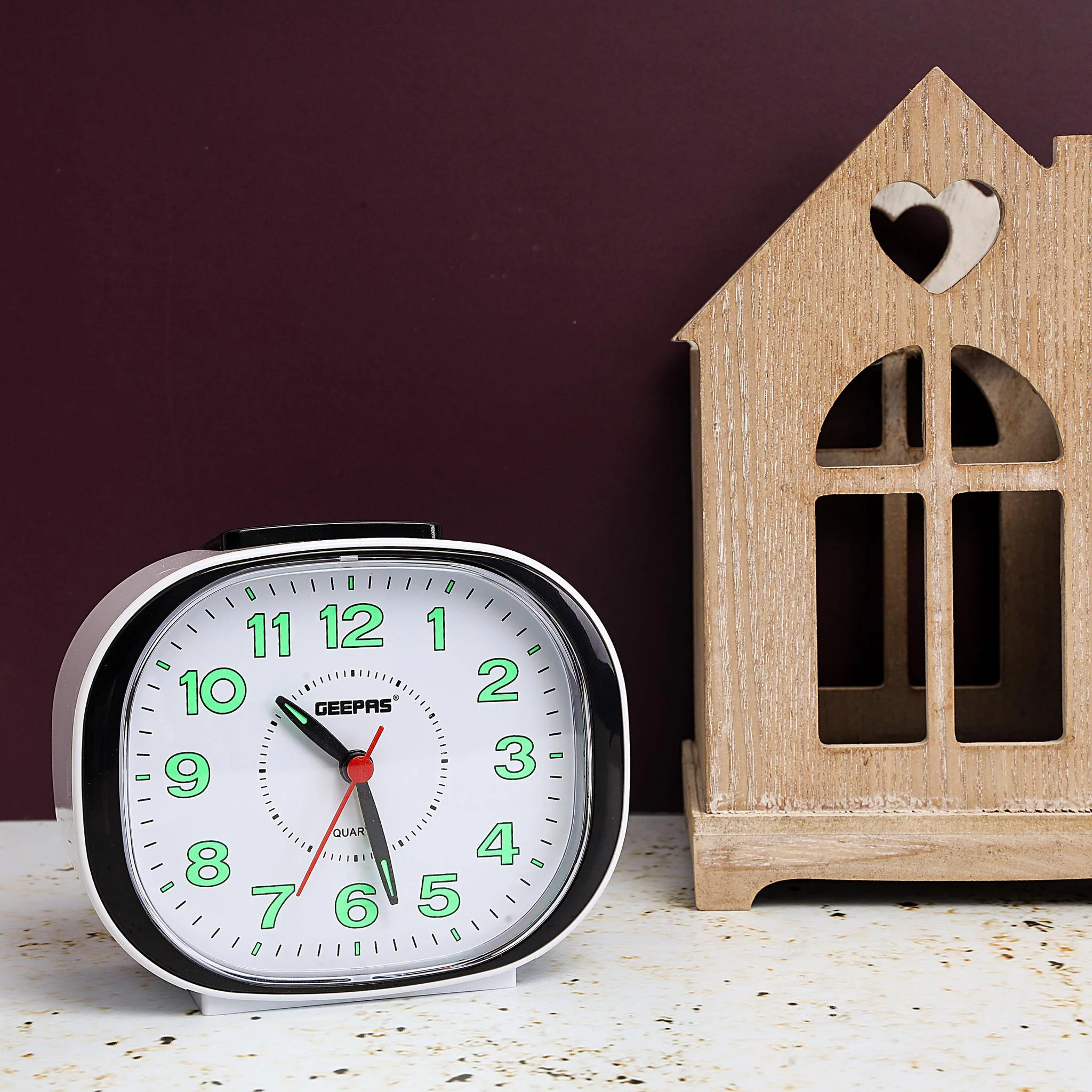 Geepas GWC26018 Bell Alarm Clock | Small Battery Operated | Analog Alarm Clock, Silent Non-Ticking, Ascending Beep Sounds, Snooze, Light Functions | Ideal for Study Room - Image 3