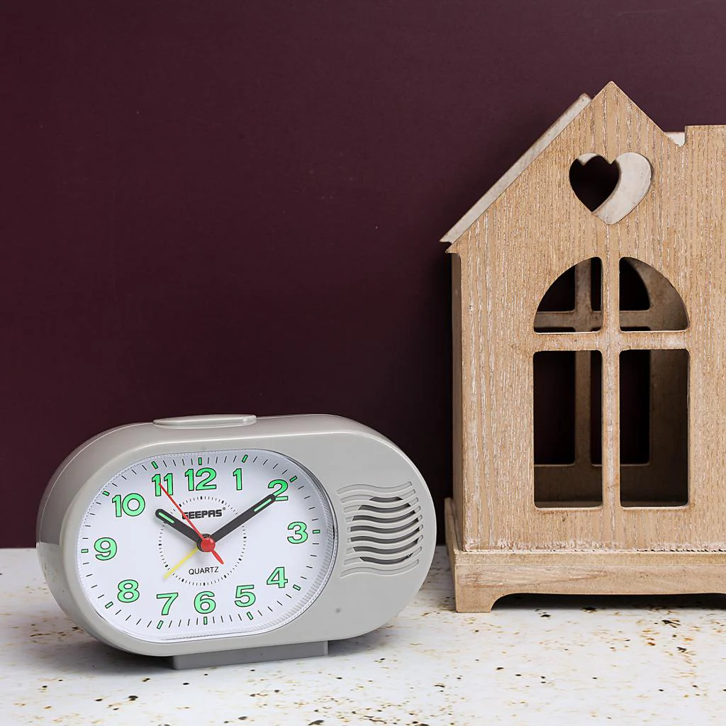 Geepas GWC26019 Bell Alarm Clock | Analog Alarm Clock, Silent Non-Ticking, Ascending Beep Sounds, Snooze, Light Functions | Perfect for Students | 2 Years Warranty - Image 2